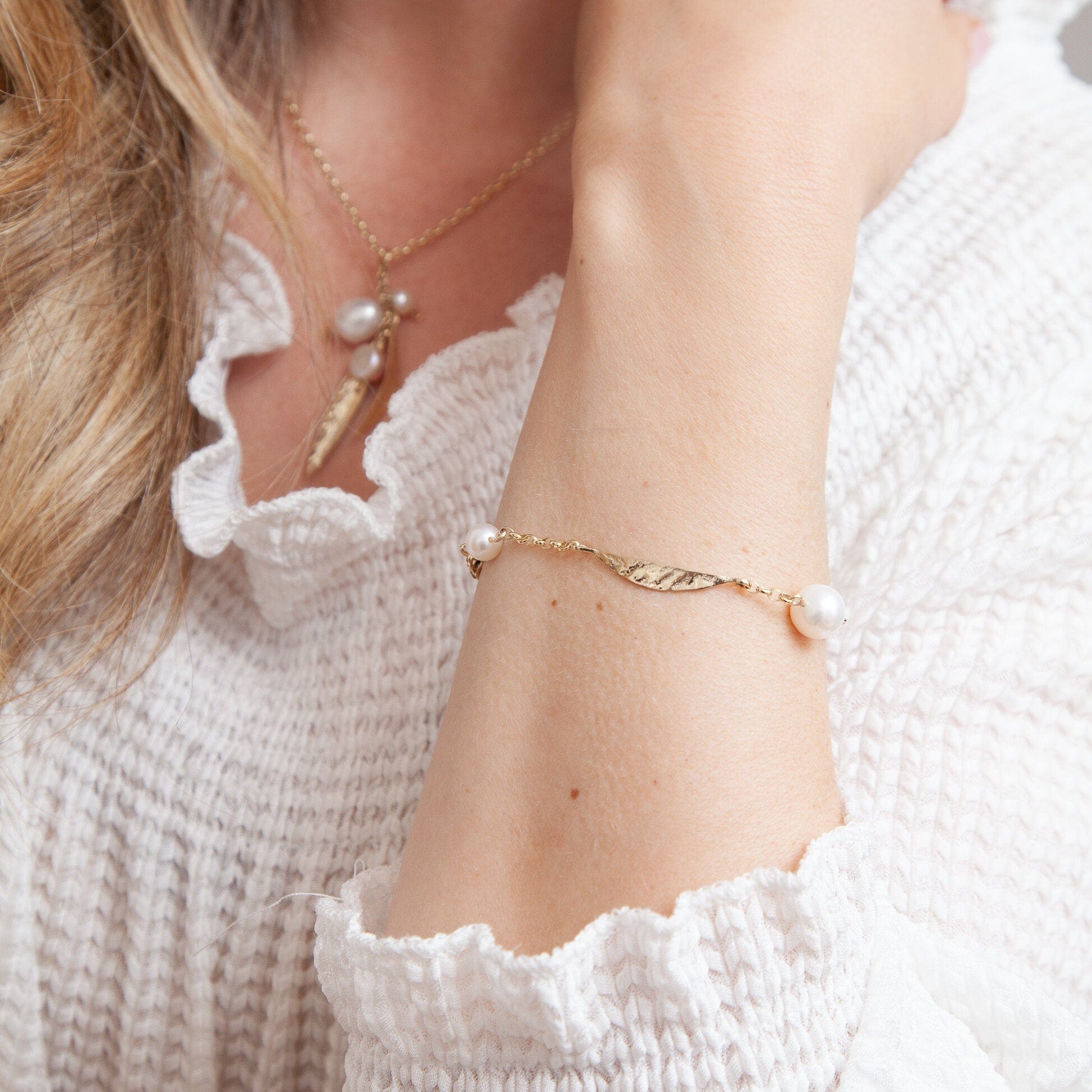 Martina Hamilton Leaf | 9ct Solid Gold and Pearl Bracelet