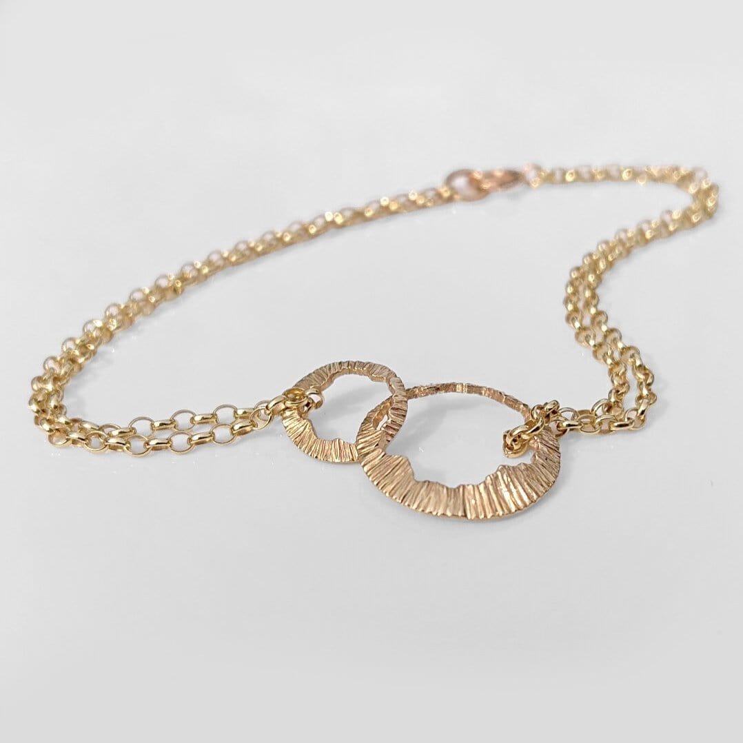 Martina Hamilton Shell | 9ct Solid Gold Bracelet