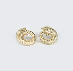 Martina Hamilton Croí Sliogán | 9ct Solid Gold Stud Earrings Medium