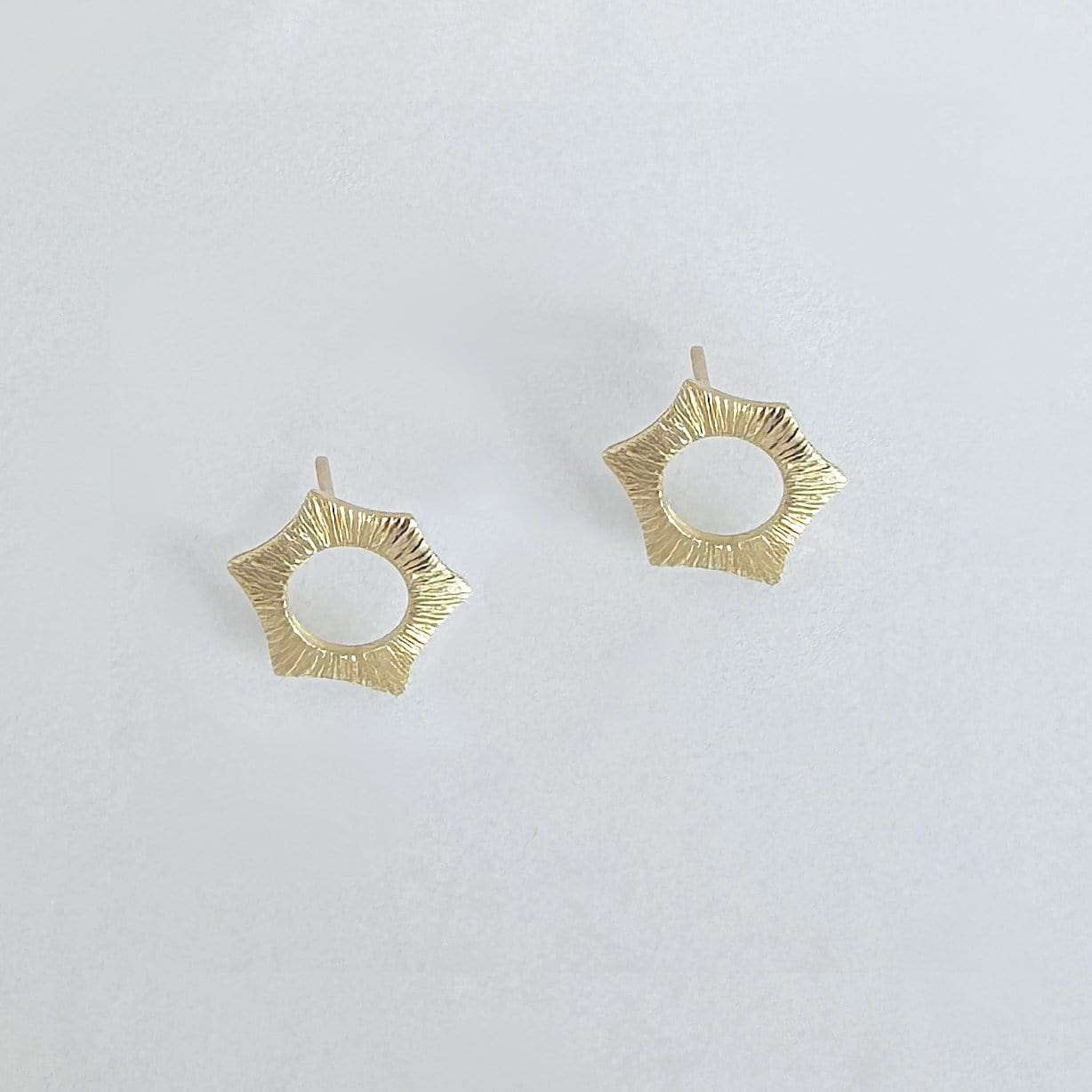 Martina Hamilton Ériu | 9ct Gold Stud Earrings Small