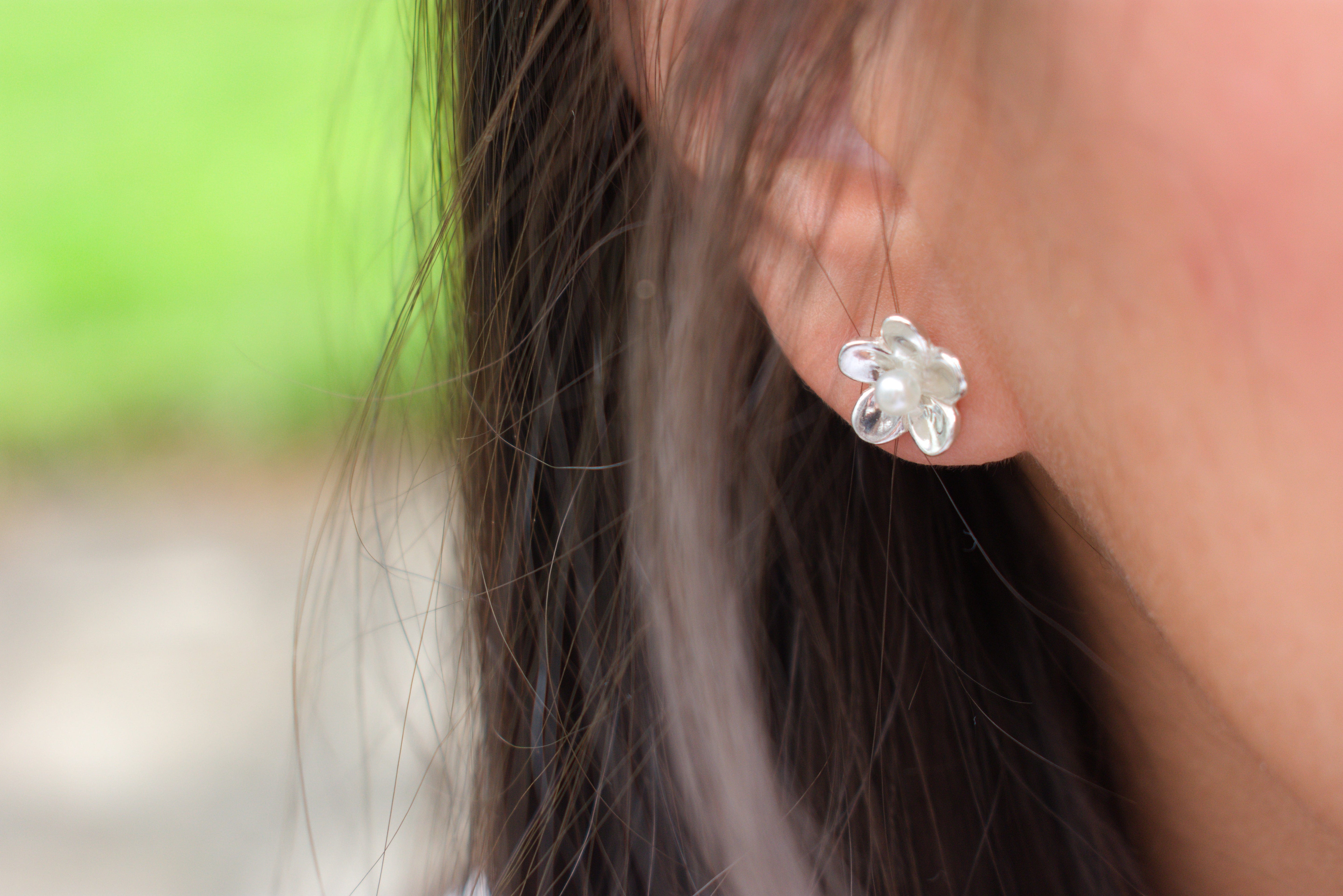 Martina Hamilton Forget Me Not | Sterling Silver Stud Earrings Medium