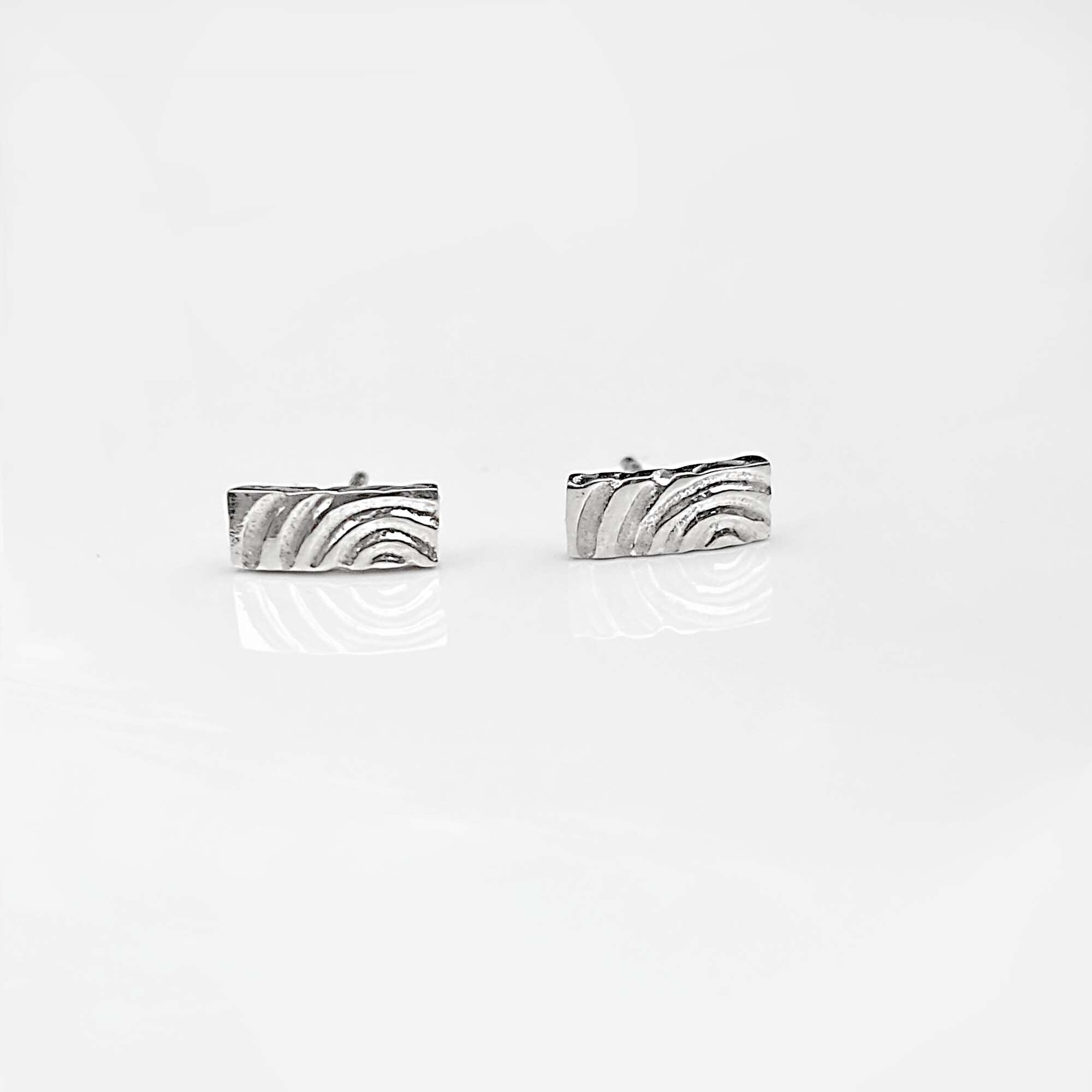 Martina Hamilton Heaven | Sterling Silver Bar Stud Earrings Petite