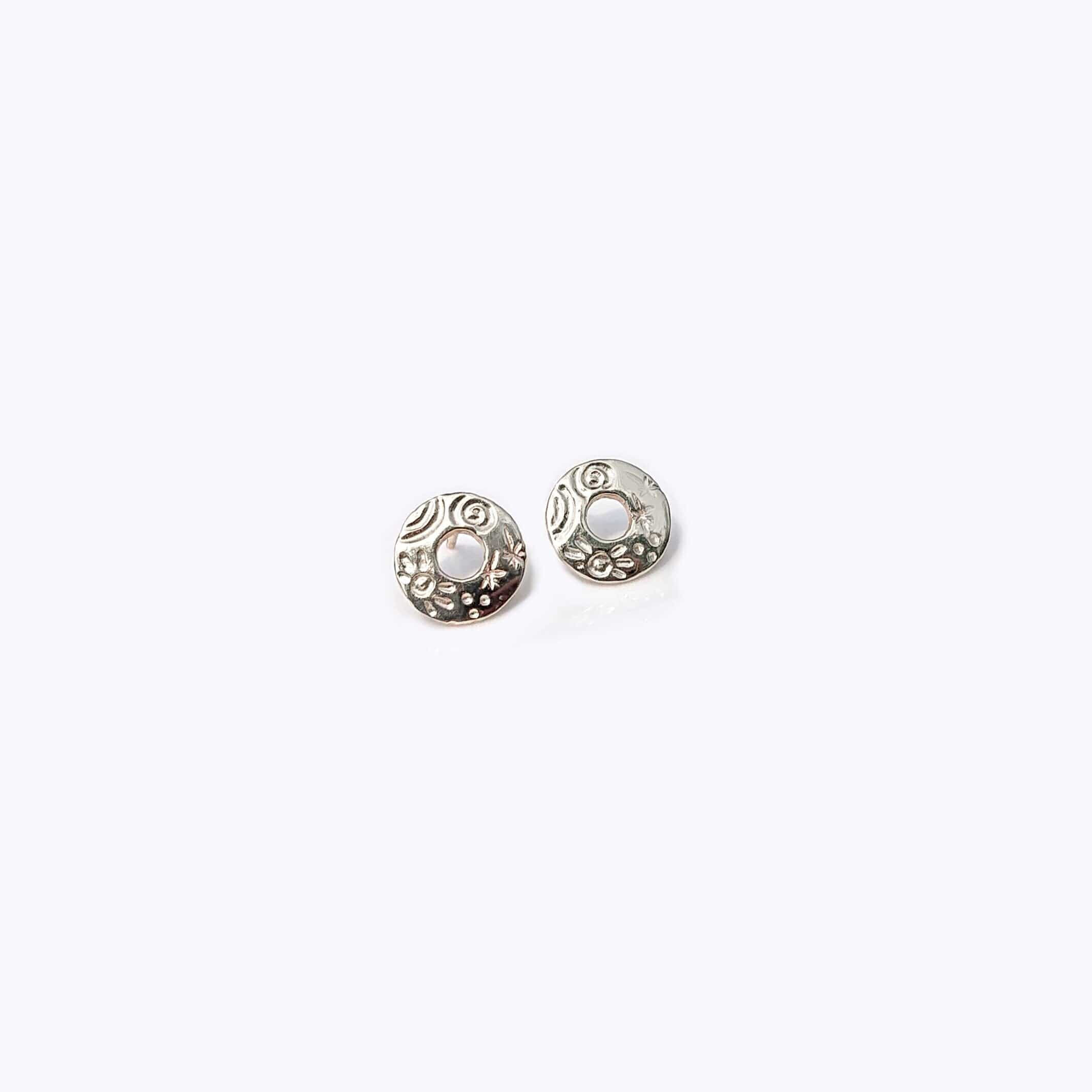 Martina Hamilton Heaven | Sterling Silver Circle Stud Earrings Small