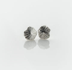 Martina Hamilton Small Seashore | Sterling Silver Stud Earrings Petite