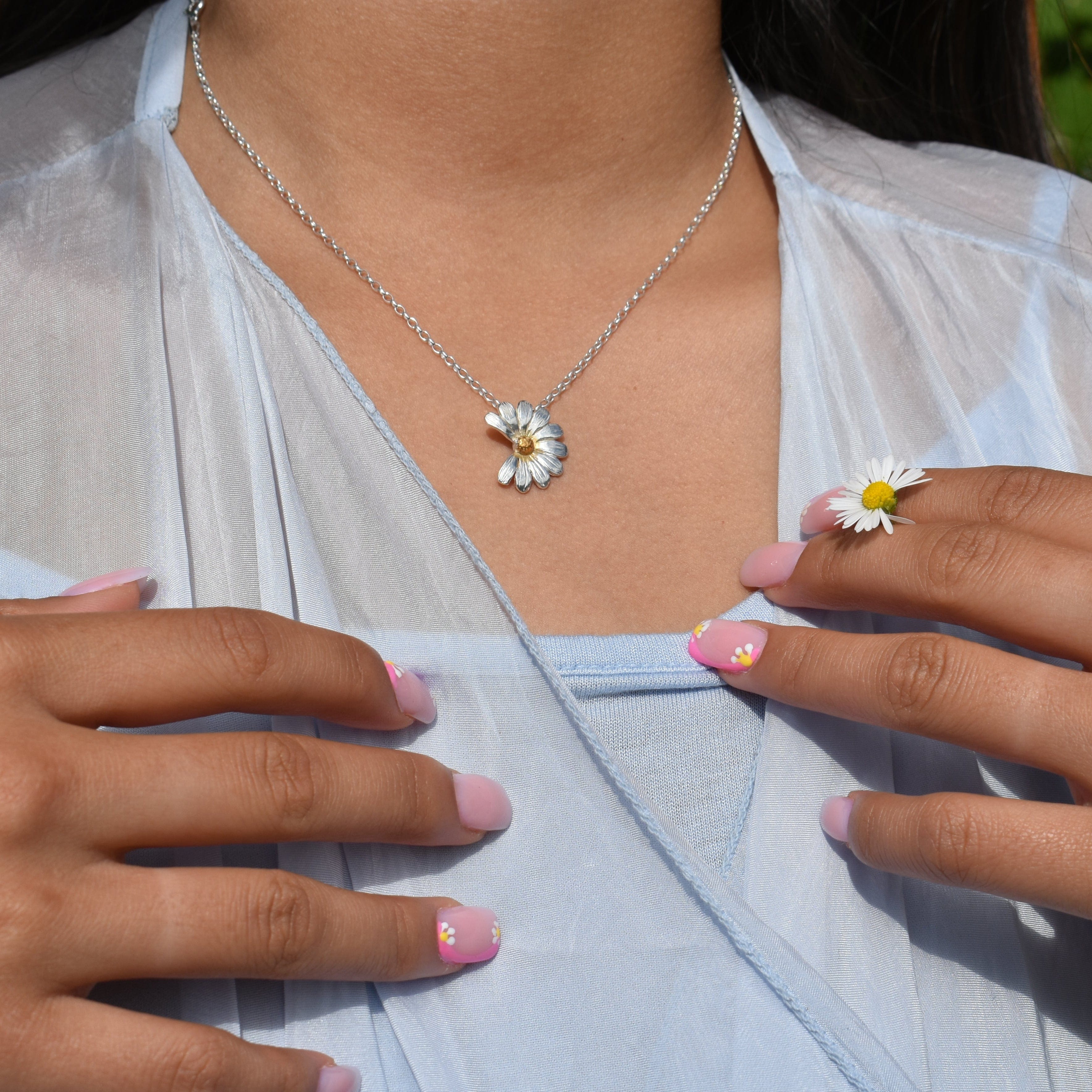 Martina Hamilton Daisy | Sterling Silver and 22ct Gold Plated Pendant