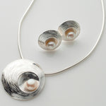 Martina Hamilton Oyster Pearl | Sterling Silver and Pearl Pendant Medium