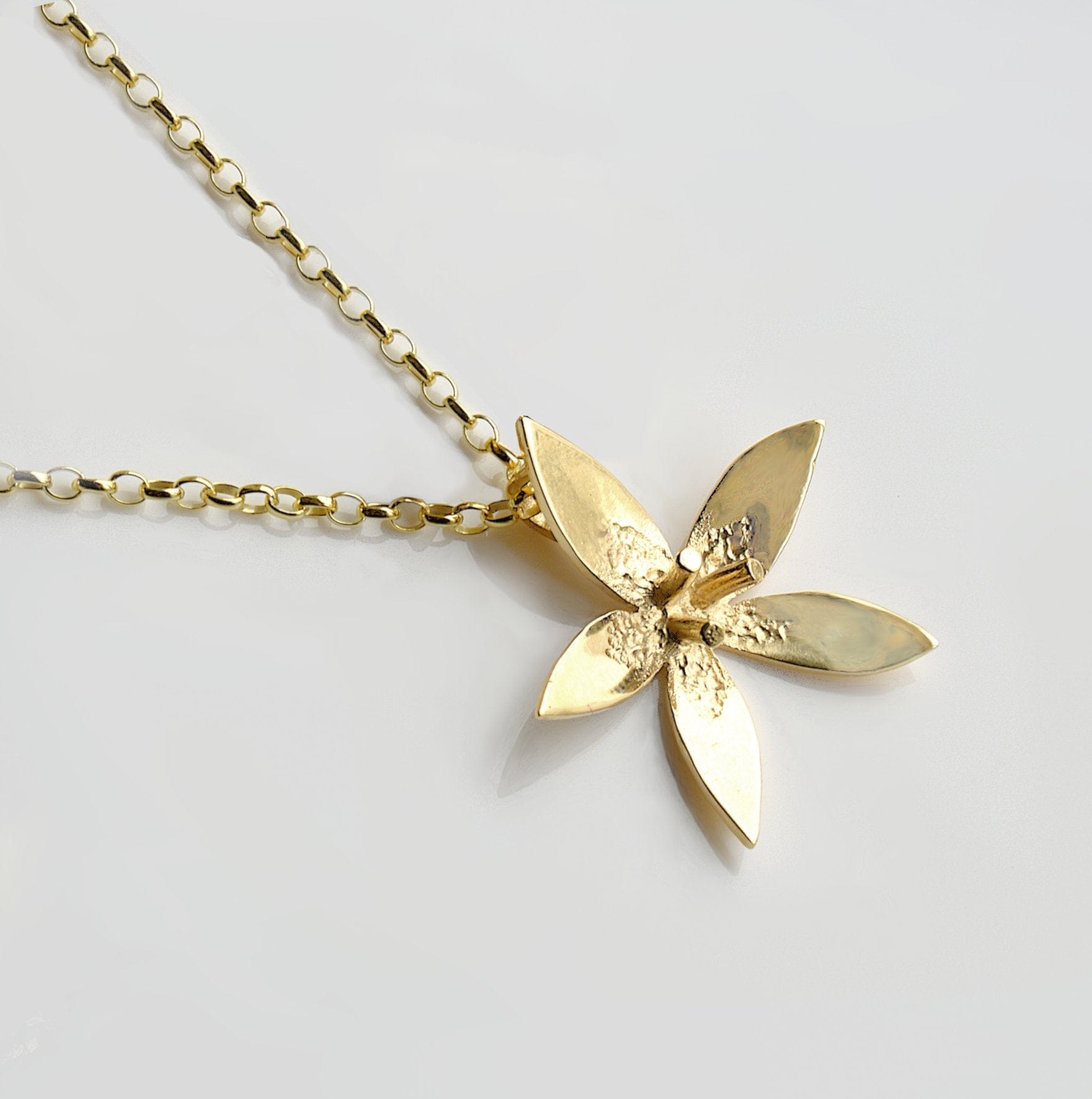 Martina Hamilton Star Flower | 9ct Solid Gold Pendant Medium
