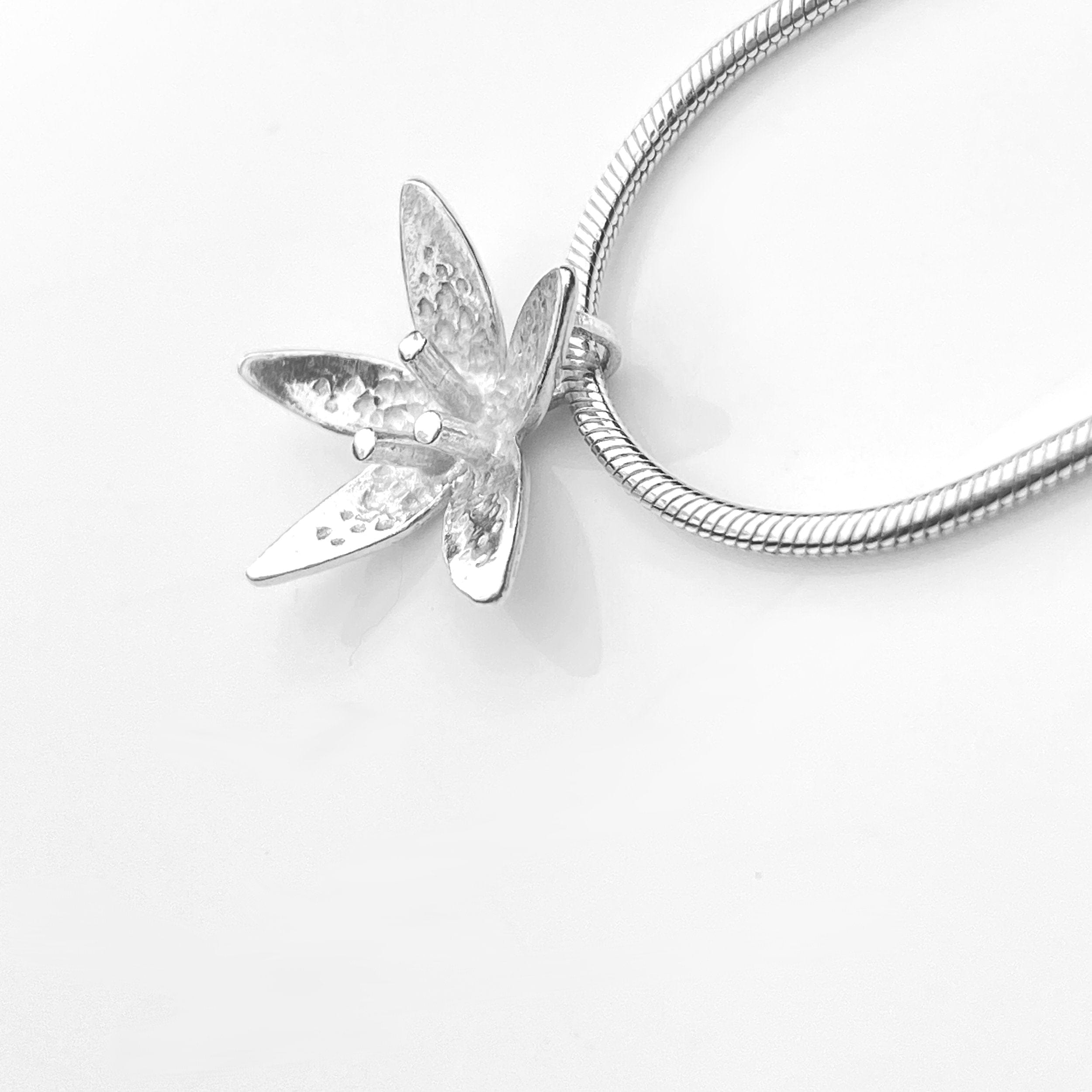 Martina Hamilton Star Flower | Sterling Silver Pendant Small