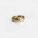 Martina Hamilton Ériu | Claddagh Solid Gold Ring