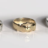 Ériu | Claddagh Solid Gold Ring