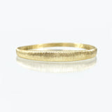 Croí Sliogán | 9ct Solid Gold Bangle