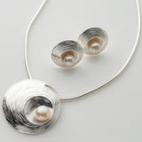 Oyster Pearl | Sterling Silver and Pearl Pendant Medium