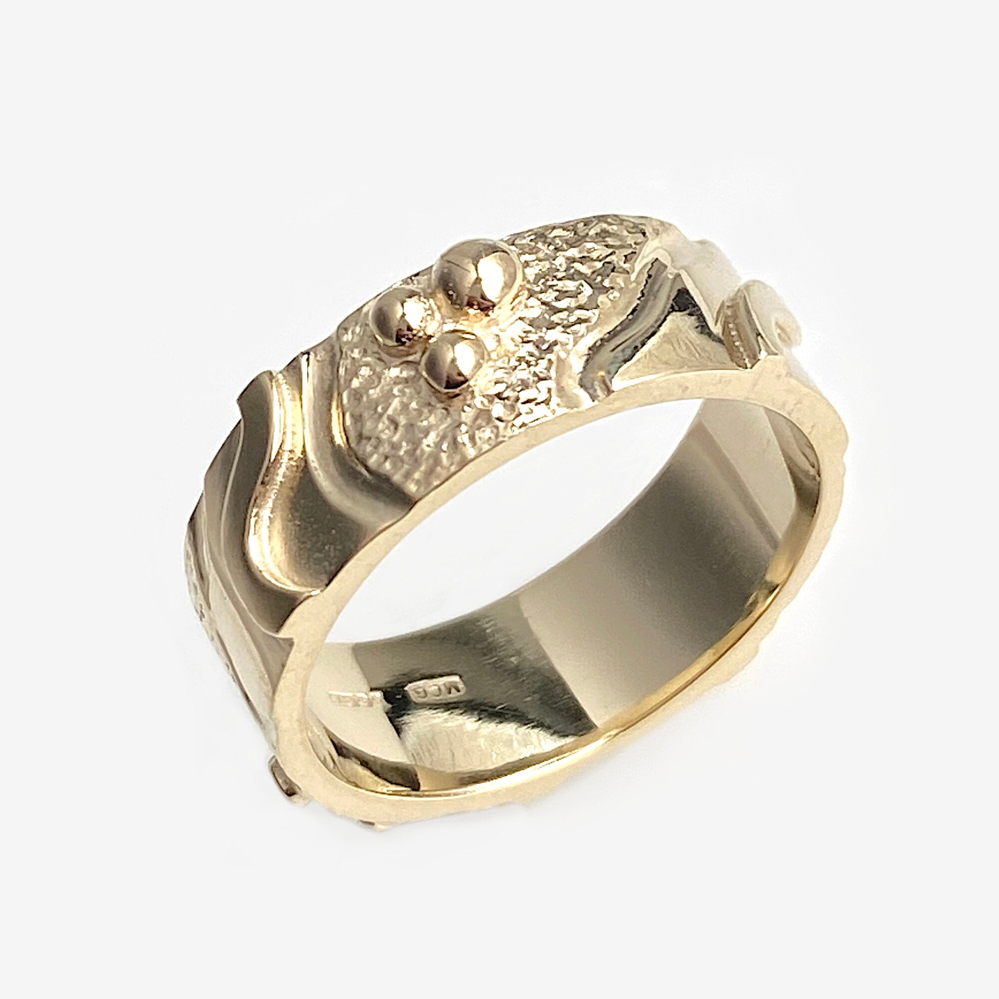 Rockpool | Solid Gold Band Ring