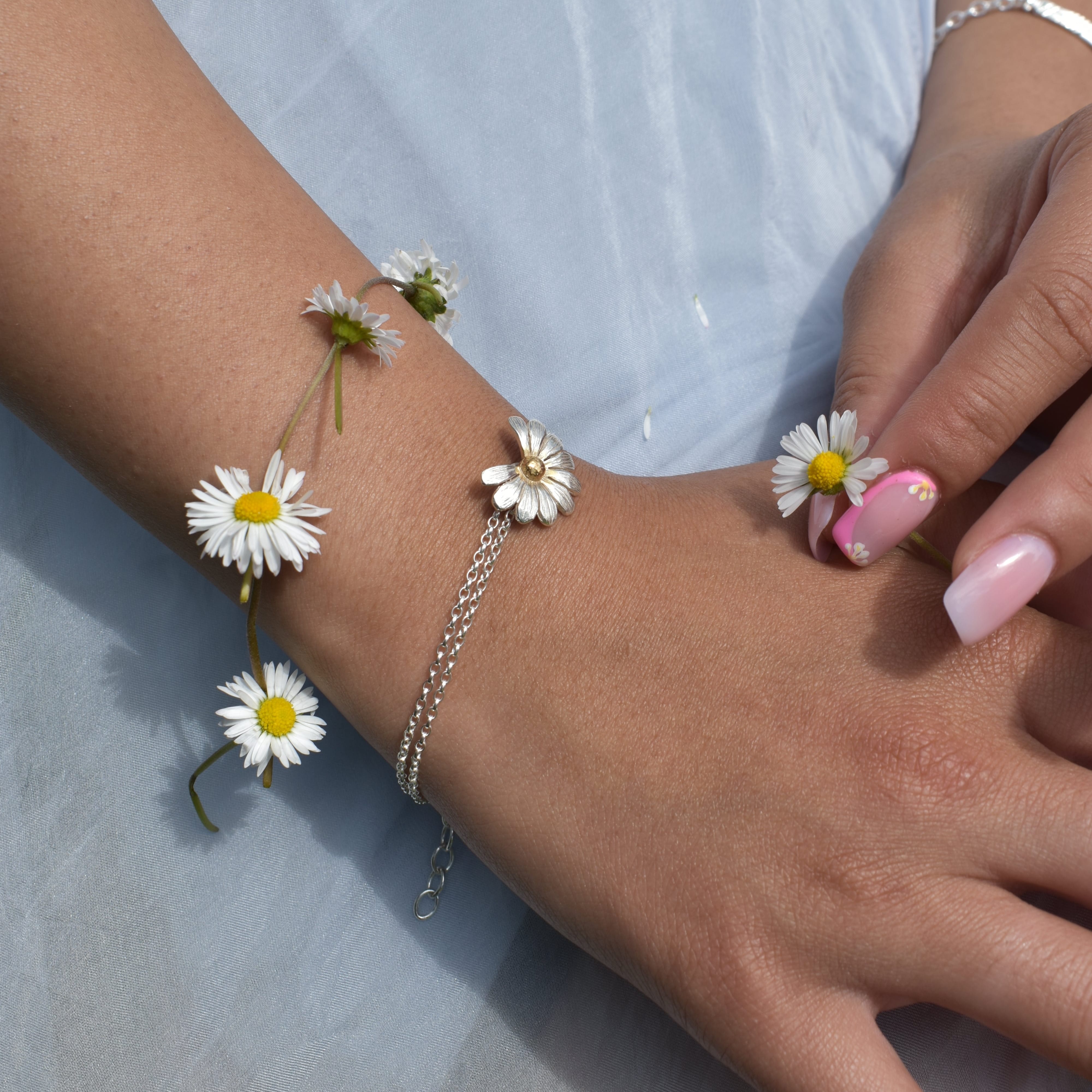 Martina Hamilton Daisy | Sterling Silver and 22ct Gold Plated Bracelet