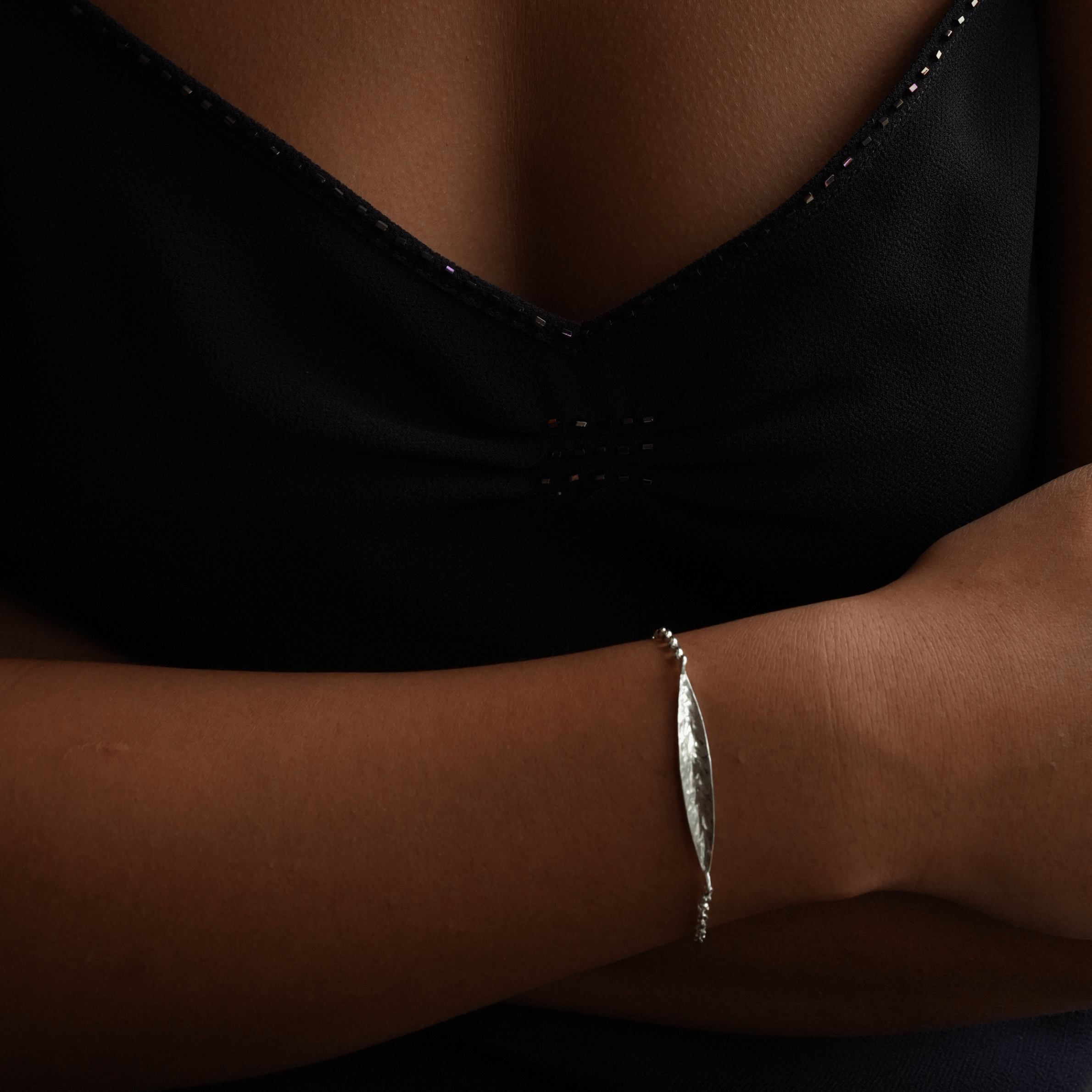 Martina Hamilton Fiadh | 9ct Solid Gold Leaf Bracelet