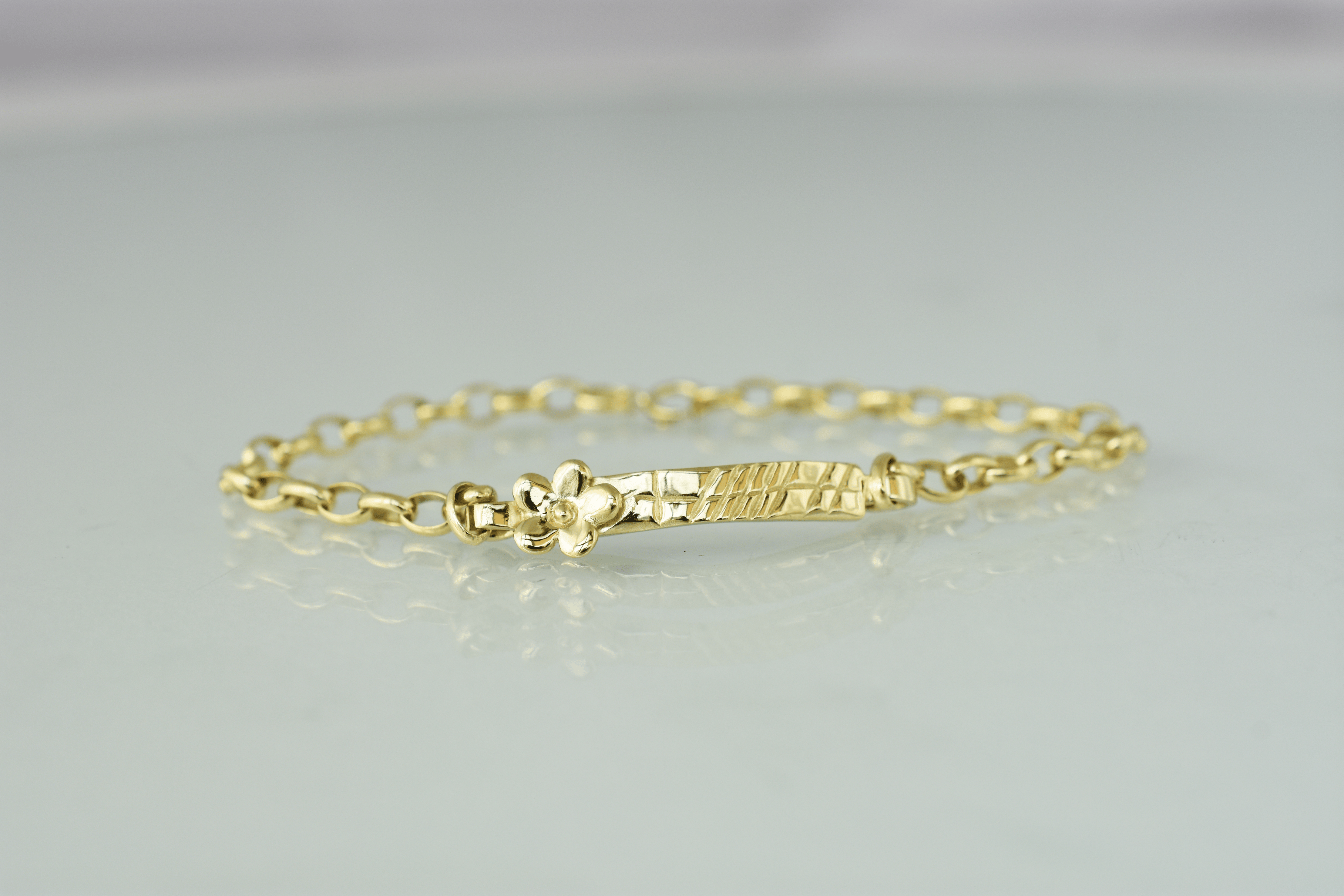 Martina Hamilton Forget Me Not | 9ct Solid Gold Ogham Grá Love Bracelet