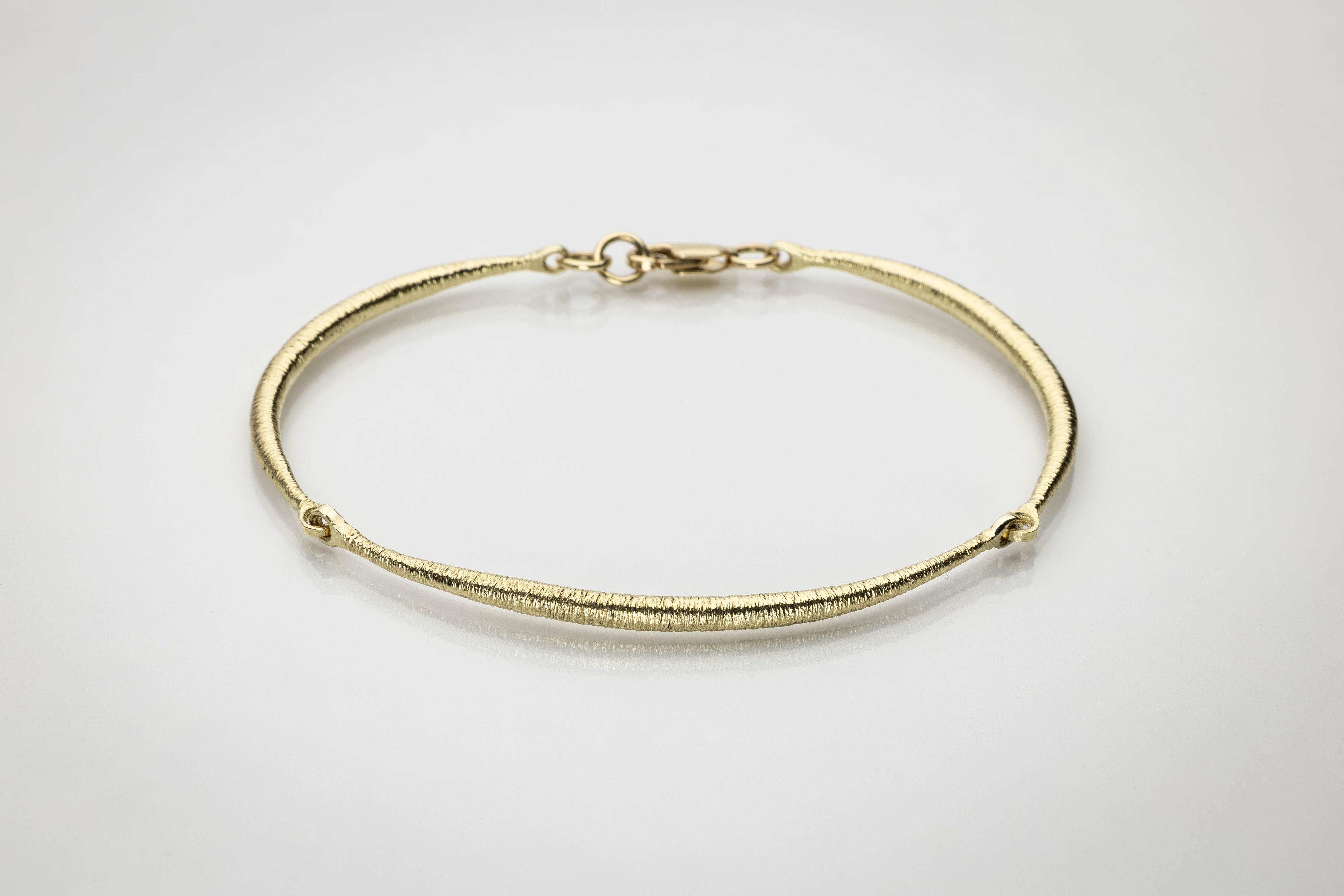 Martina Hamilton Síoda | 9ct Solid Gold Bracelet