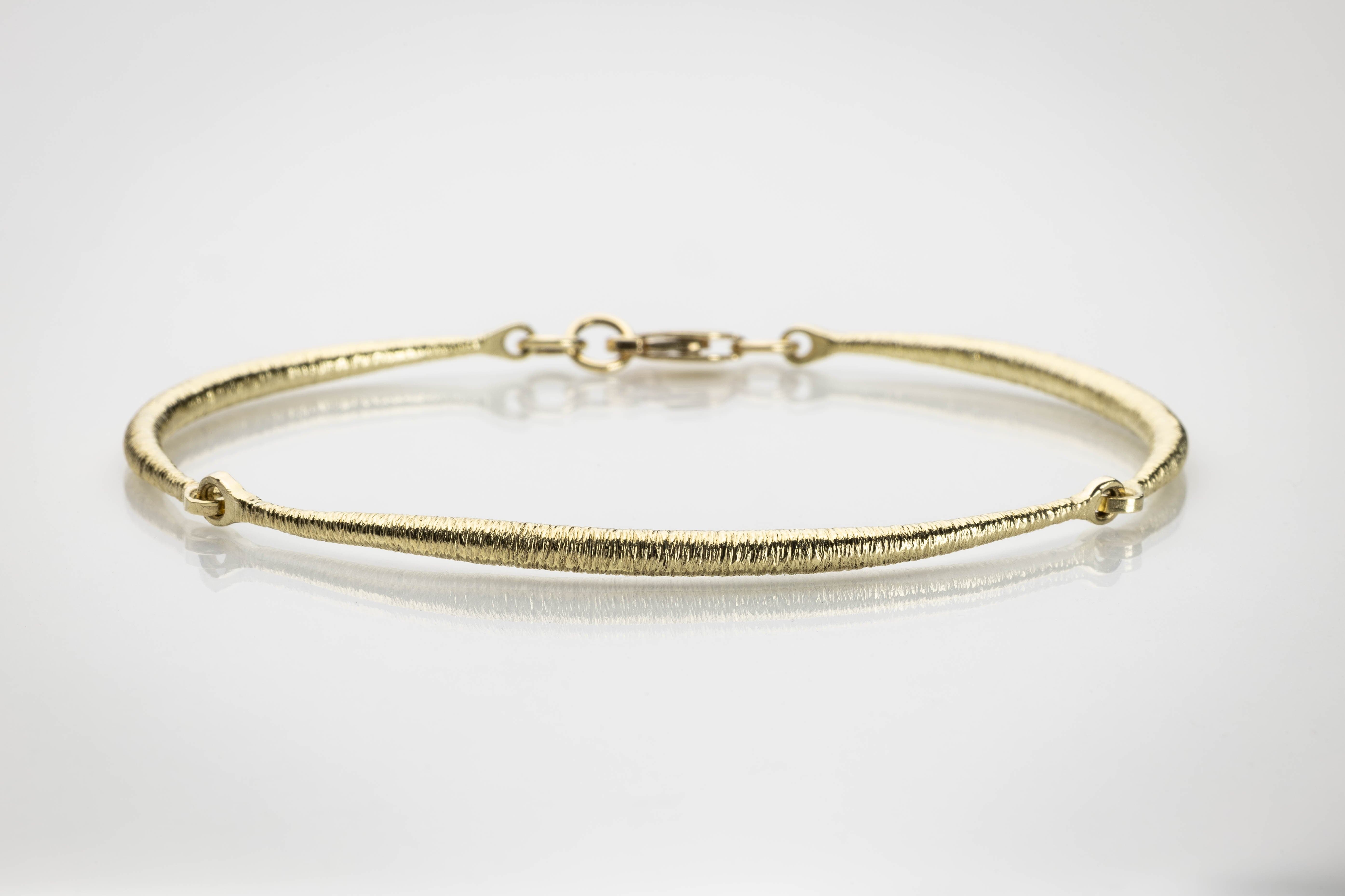 Martina Hamilton Síoda | 9ct Solid Gold Bracelet