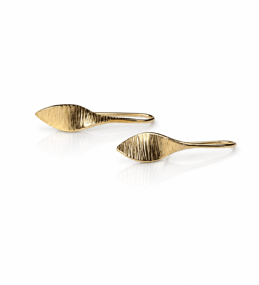 Martina Hamilton Bean Rí | 9ct Solid Gold Drop Earrings Medium