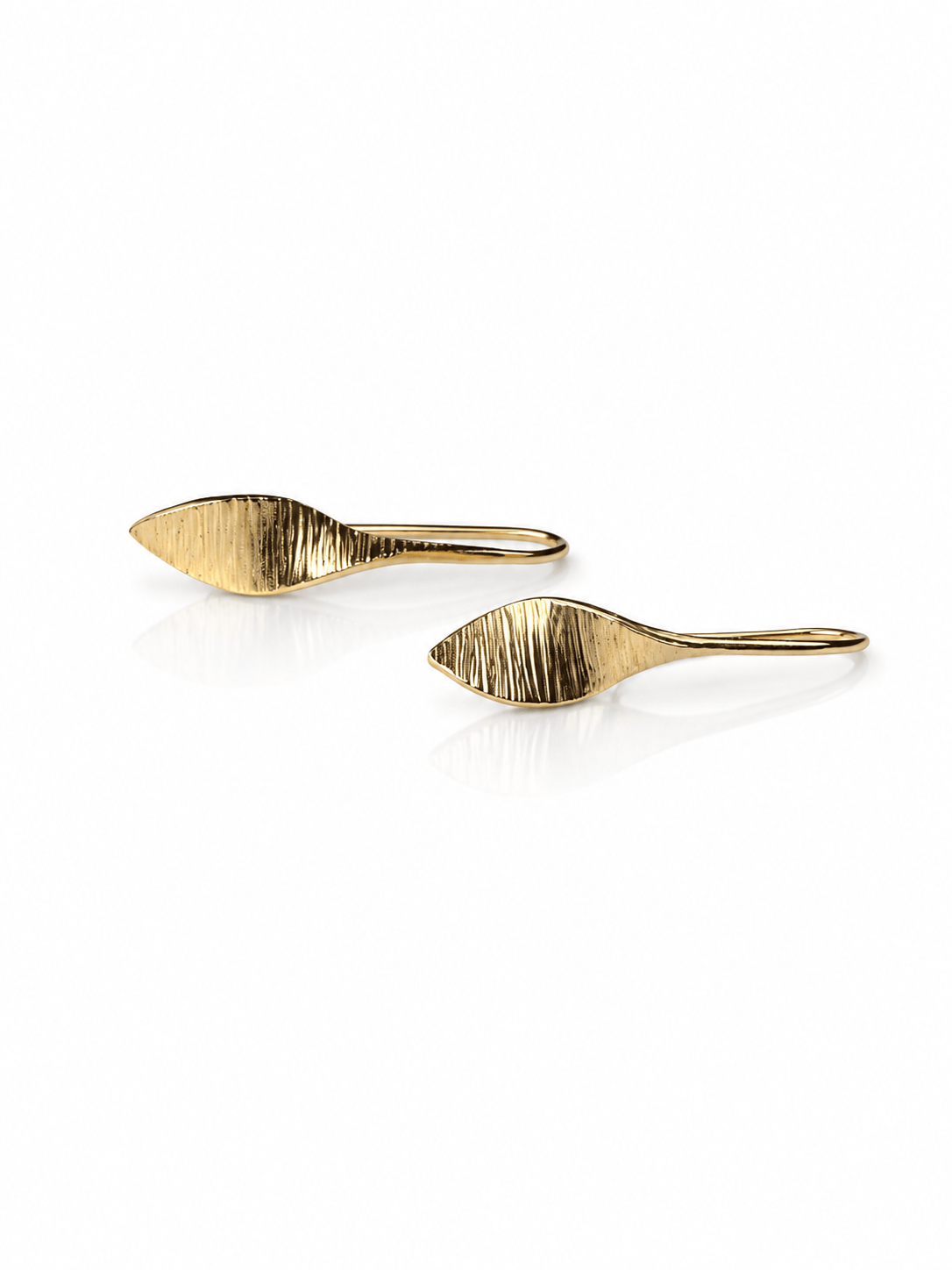 Martina Hamilton Bean Rí | 9ct Solid Gold Drop Earrings Medium