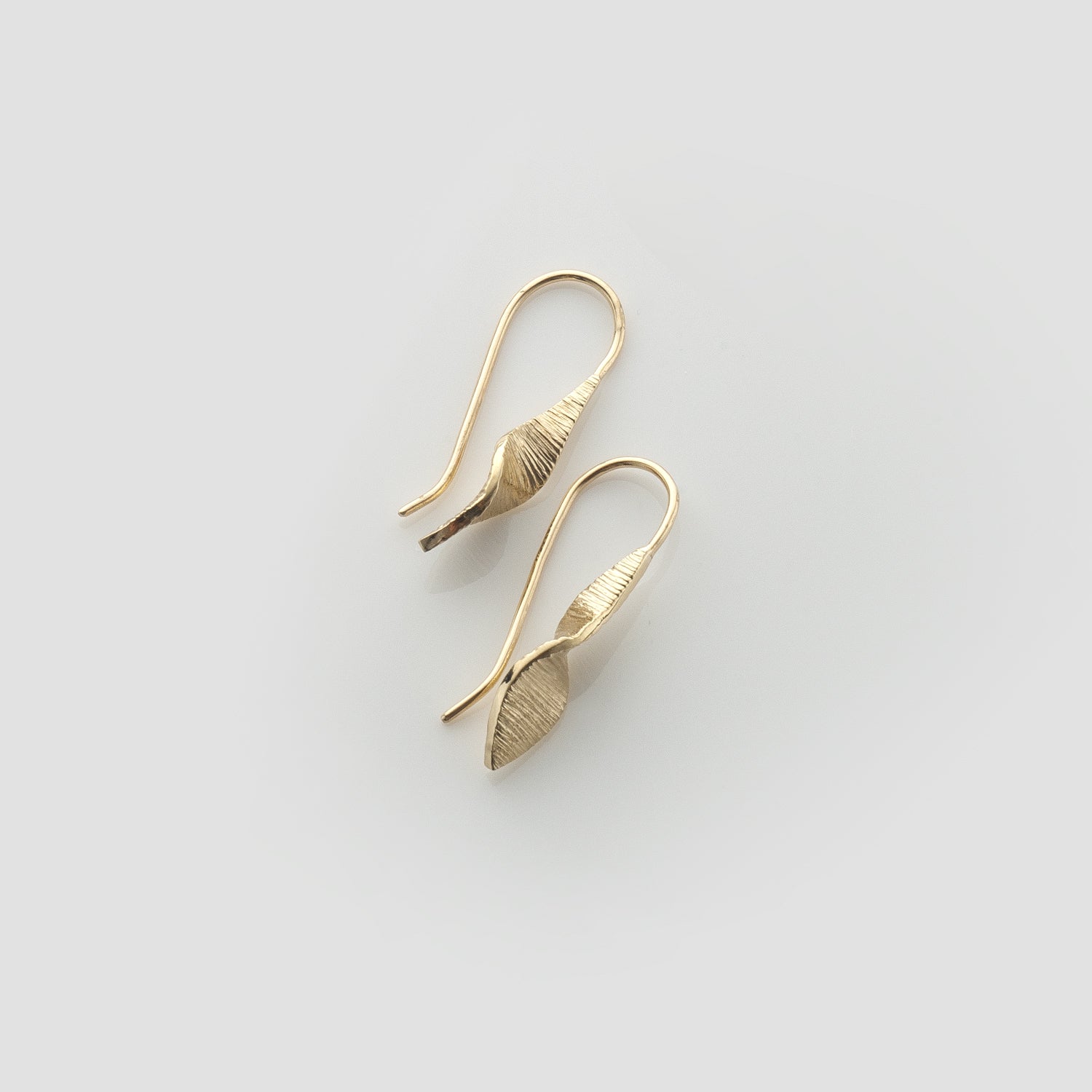 Martina Hamilton Bean Rí | 9ct Solid Gold Drop Earrings Small