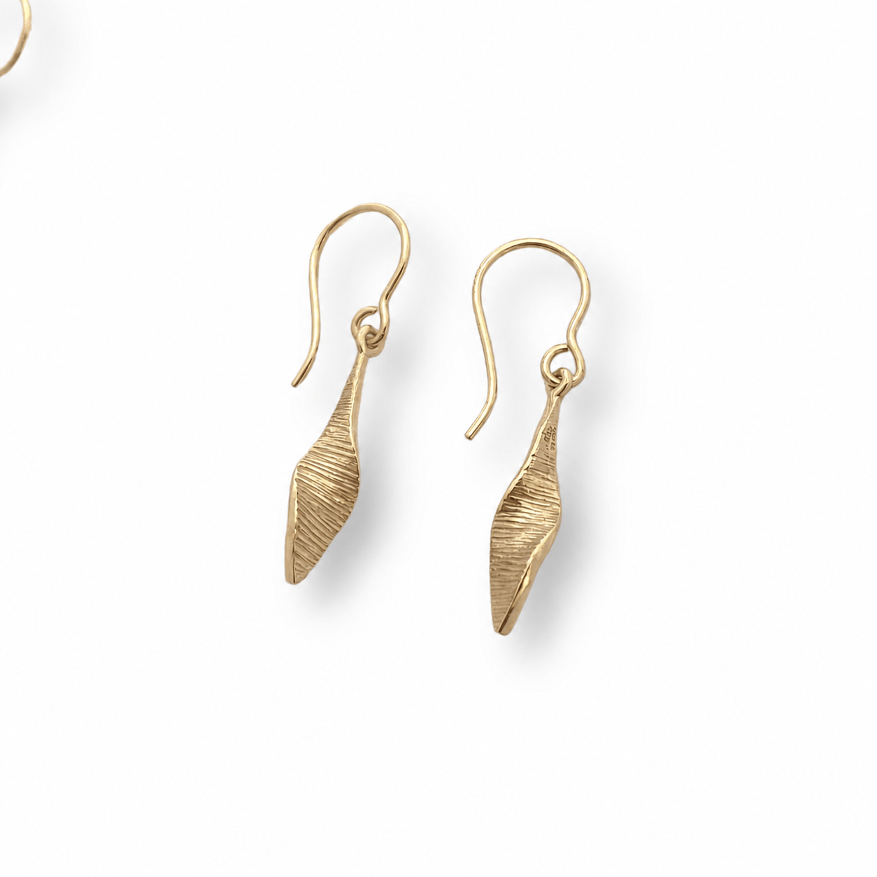 Martina Hamilton Bean Rí | 9ct Solid Gold Loose Drop Earrings Small