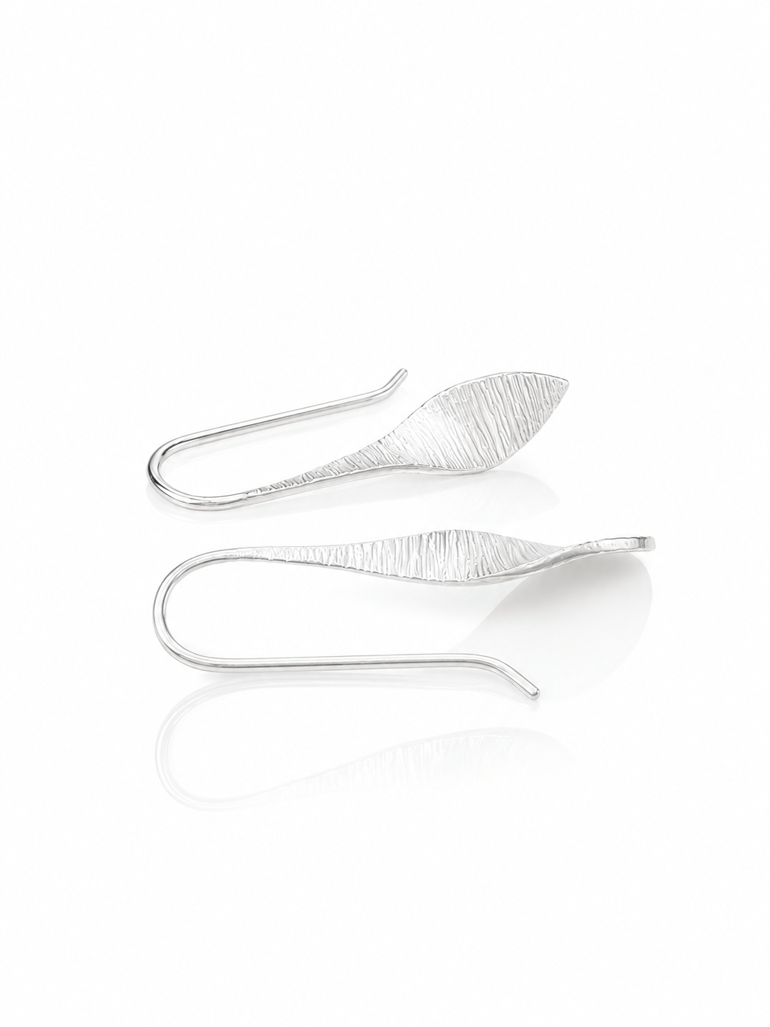 Martina Hamilton Bean Rí | Sterling Silver Drop Earrings Medium