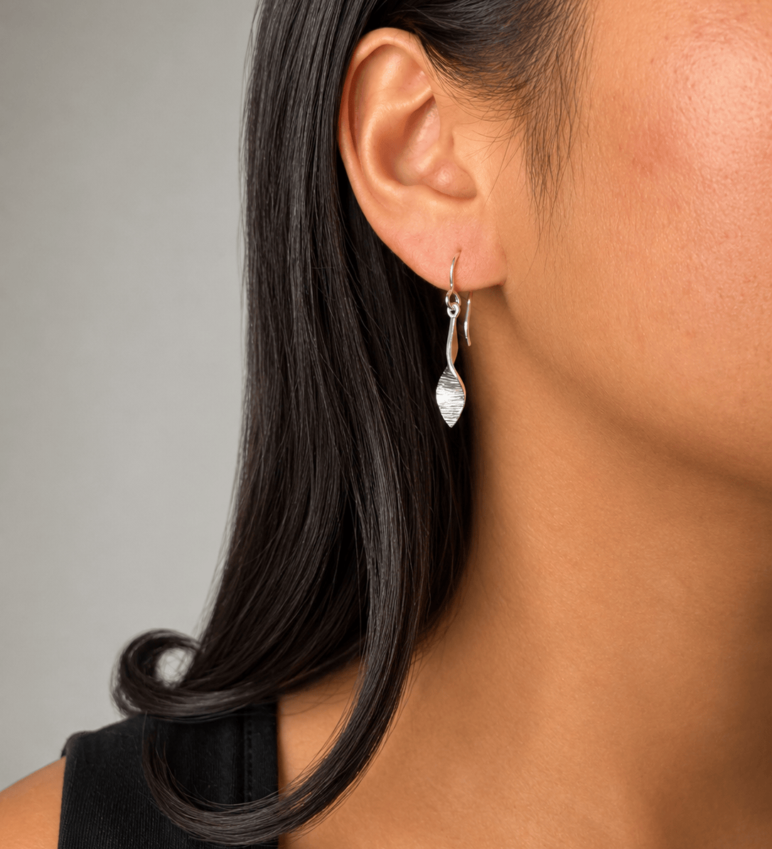 Martina Hamilton Bean Rí | Sterling Silver Loose Drop Earrings Small