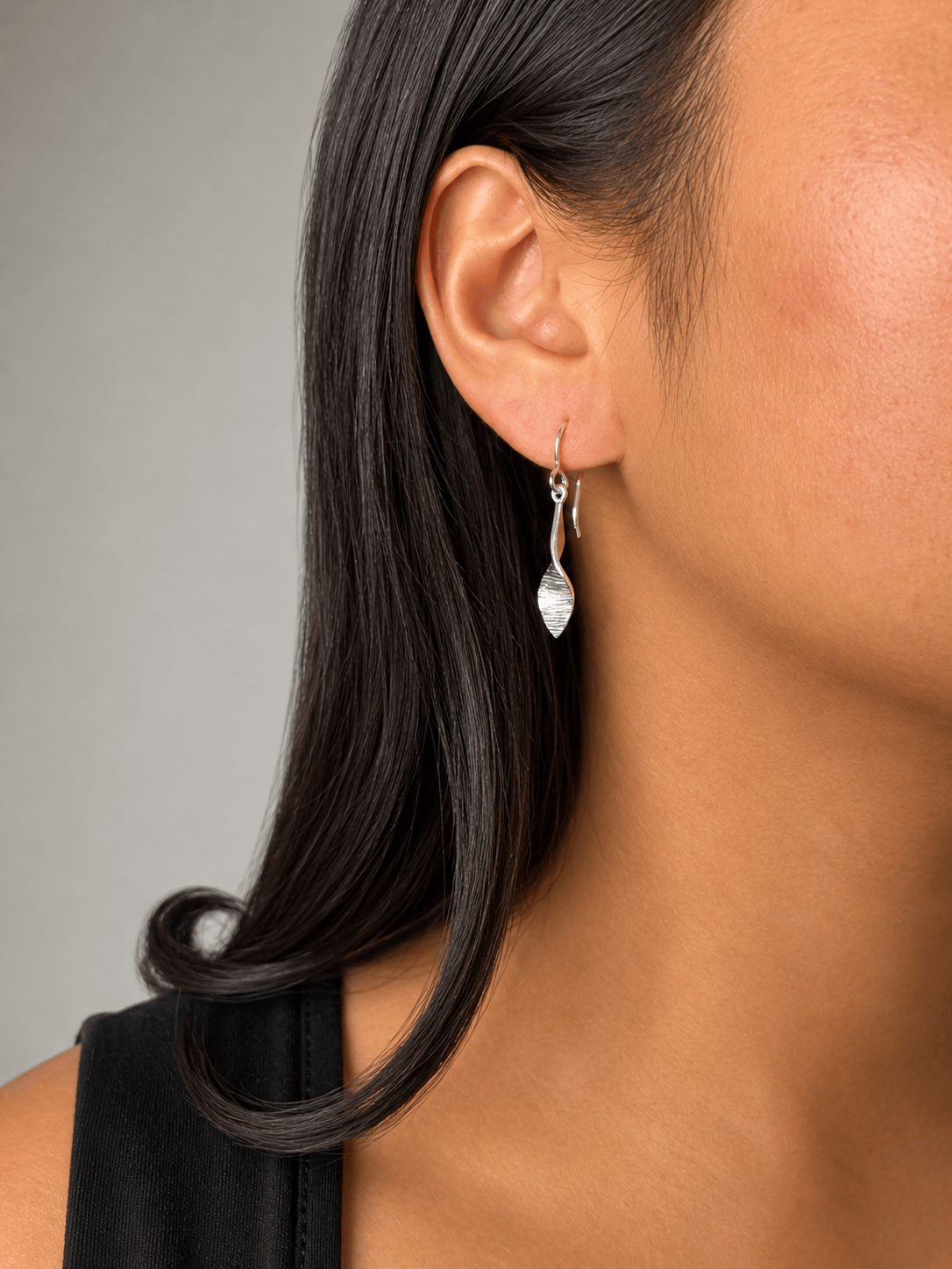 Martina Hamilton Bean Rí | Sterling Silver Loose Drop Earrings Small
