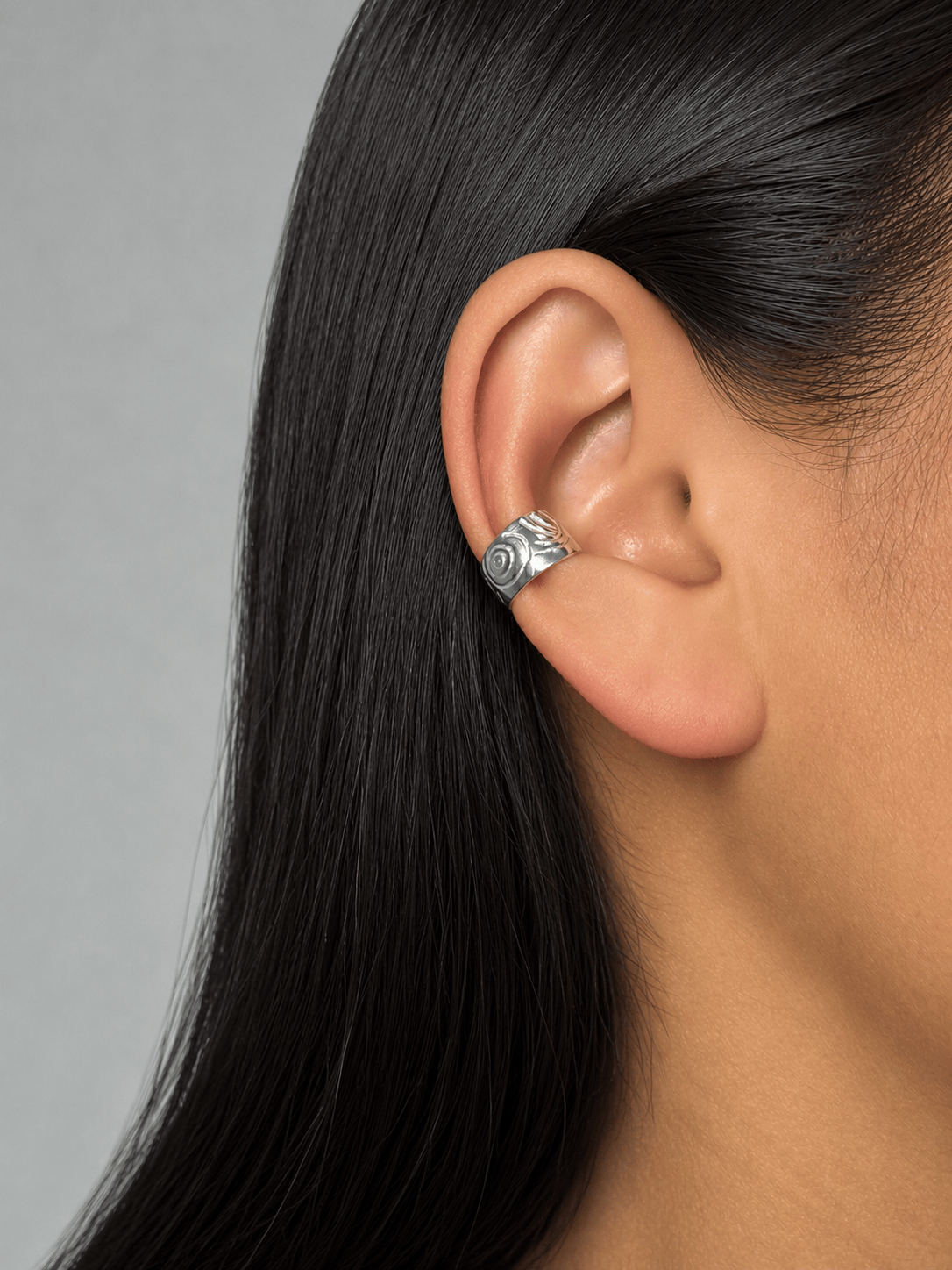 Martina Hamilton Carrowmore | Sterling Silver Earring Cuff Small