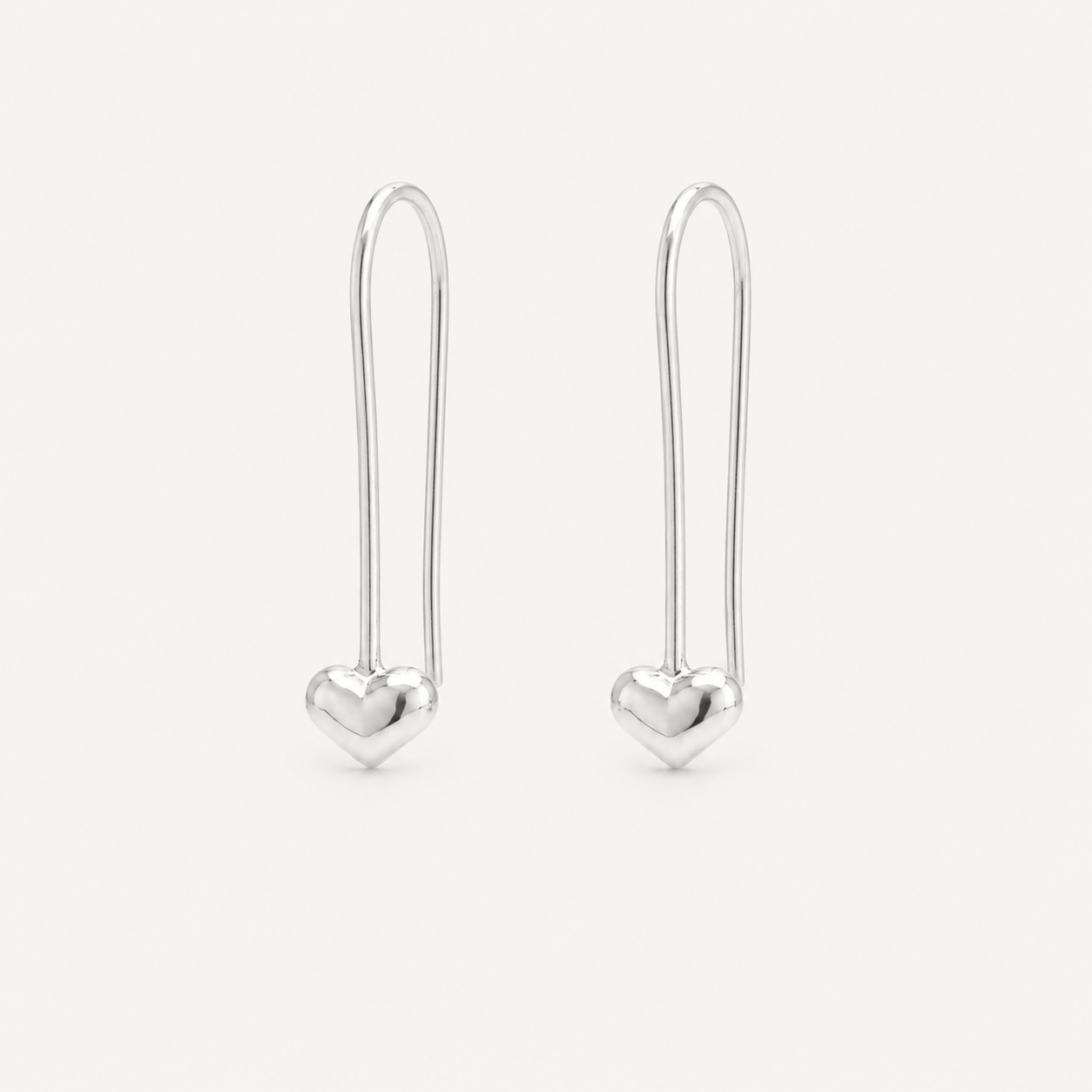 Martina Hamilton Ériu | Heart Sterling Silver Drop Earrings Petite