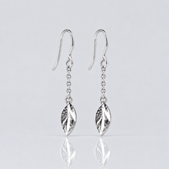 Martina Hamilton Fiadh | Sterling Silver Leaf Chain Drop Earrings