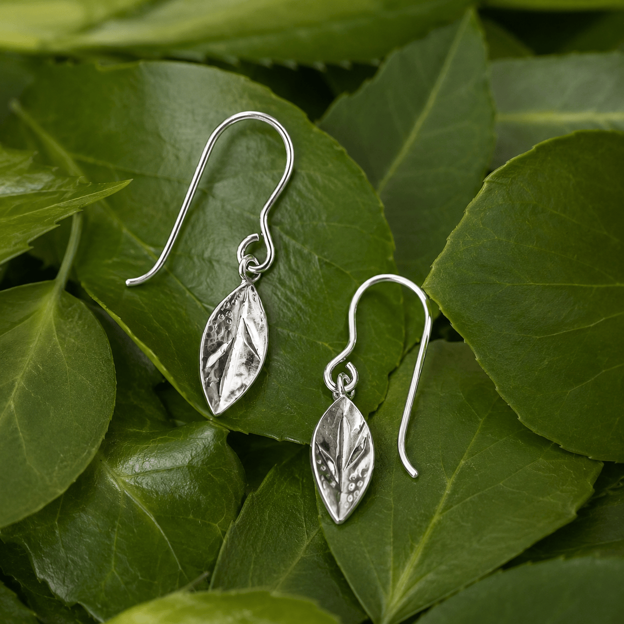 Martina Hamilton Leaf | Silver Drop Earrings Petite