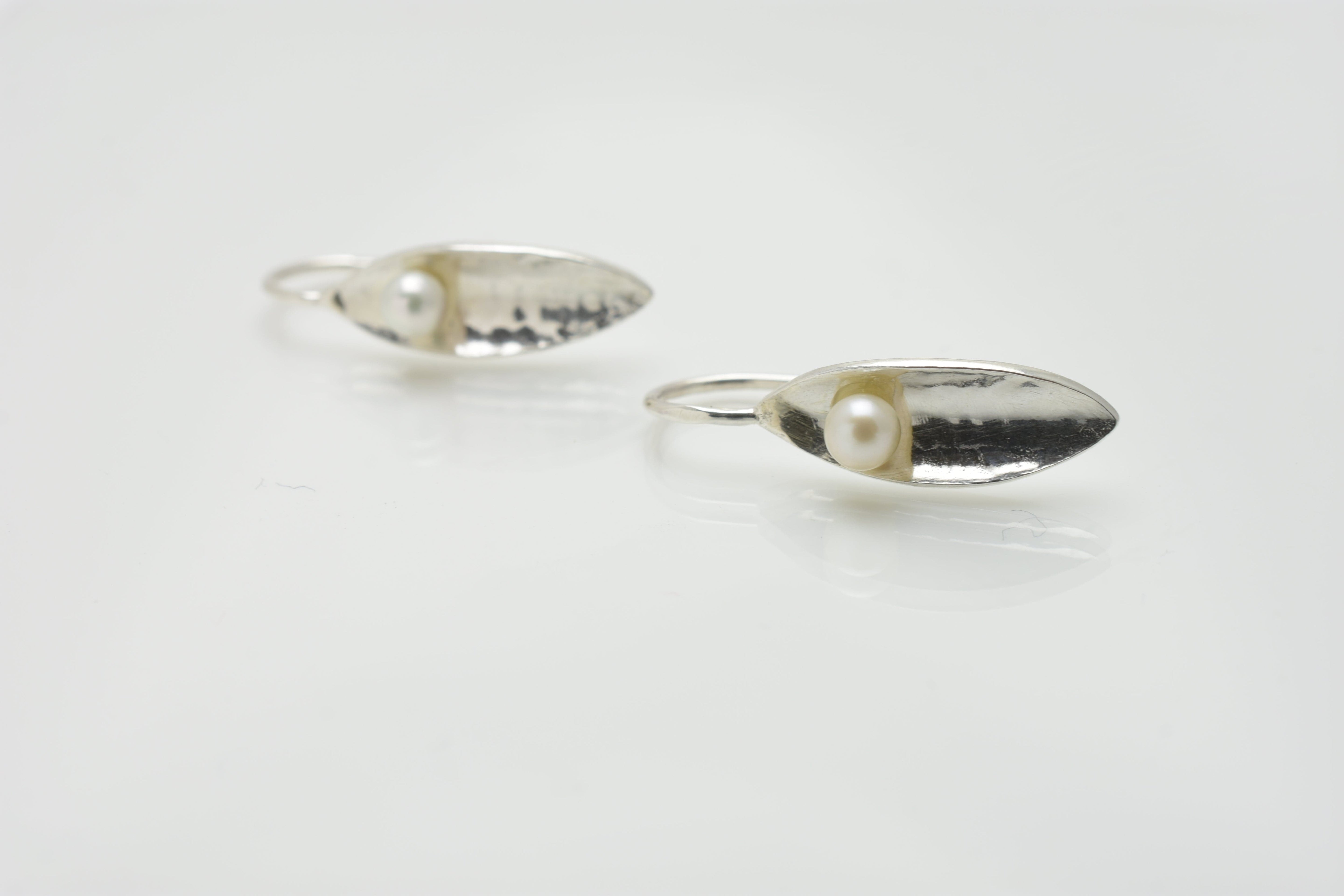 Martina Hamilton Leaf | Sterling Silver and Pearl Drop Earrings Medium
