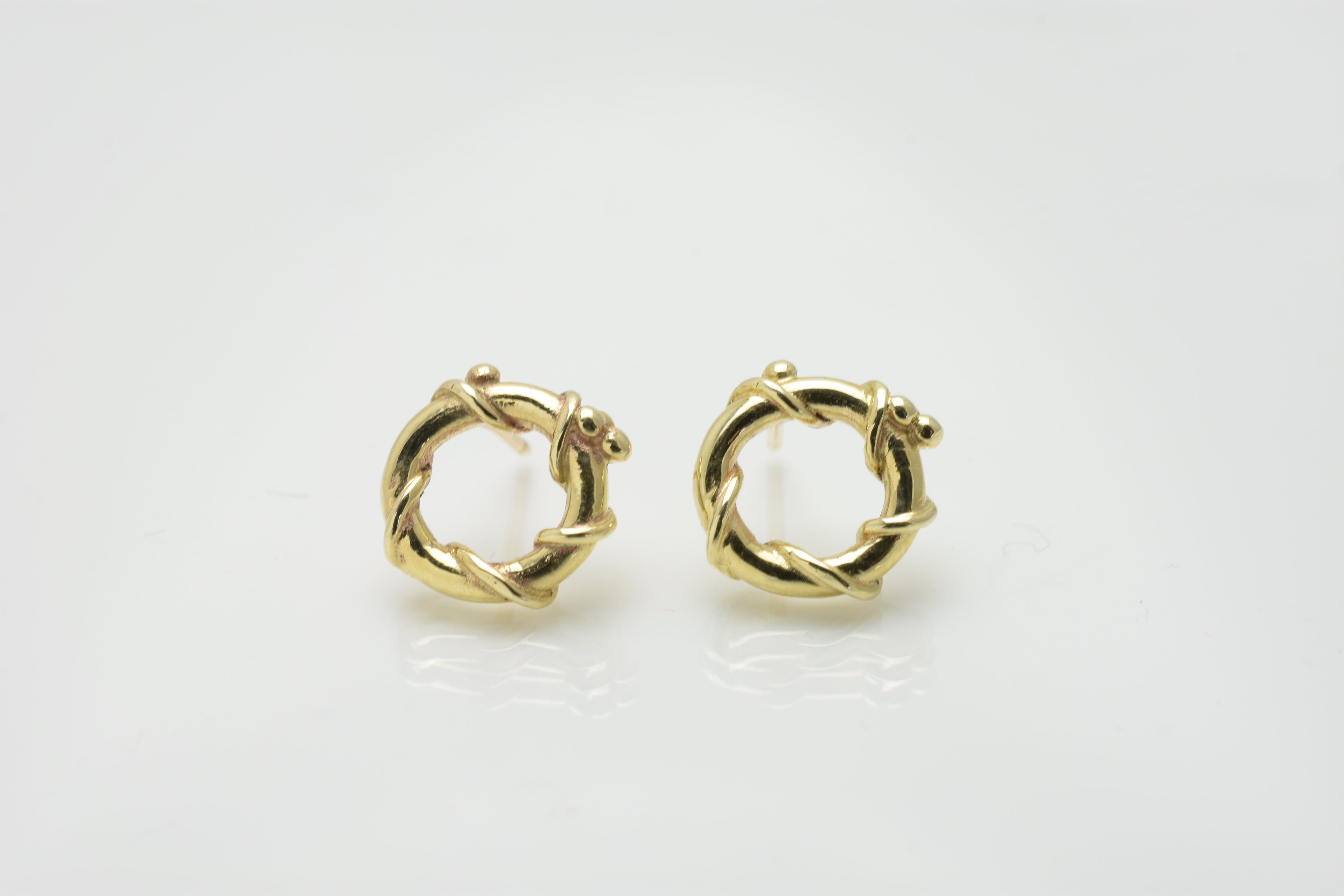 Martina Hamilton Nebula | 9ct Solid Gold Circle Stud Earrings Petite