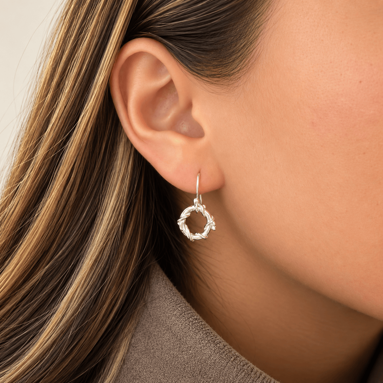 Martina Hamilton Nebula | Sterling Silver Circle Drop Earrings Petite