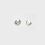 Martina Hamilton Oyster Pearl | Sterling Silver and Pearl Stud Earrings Petite