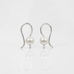 Martina Hamilton Pearl | Drop Earrings