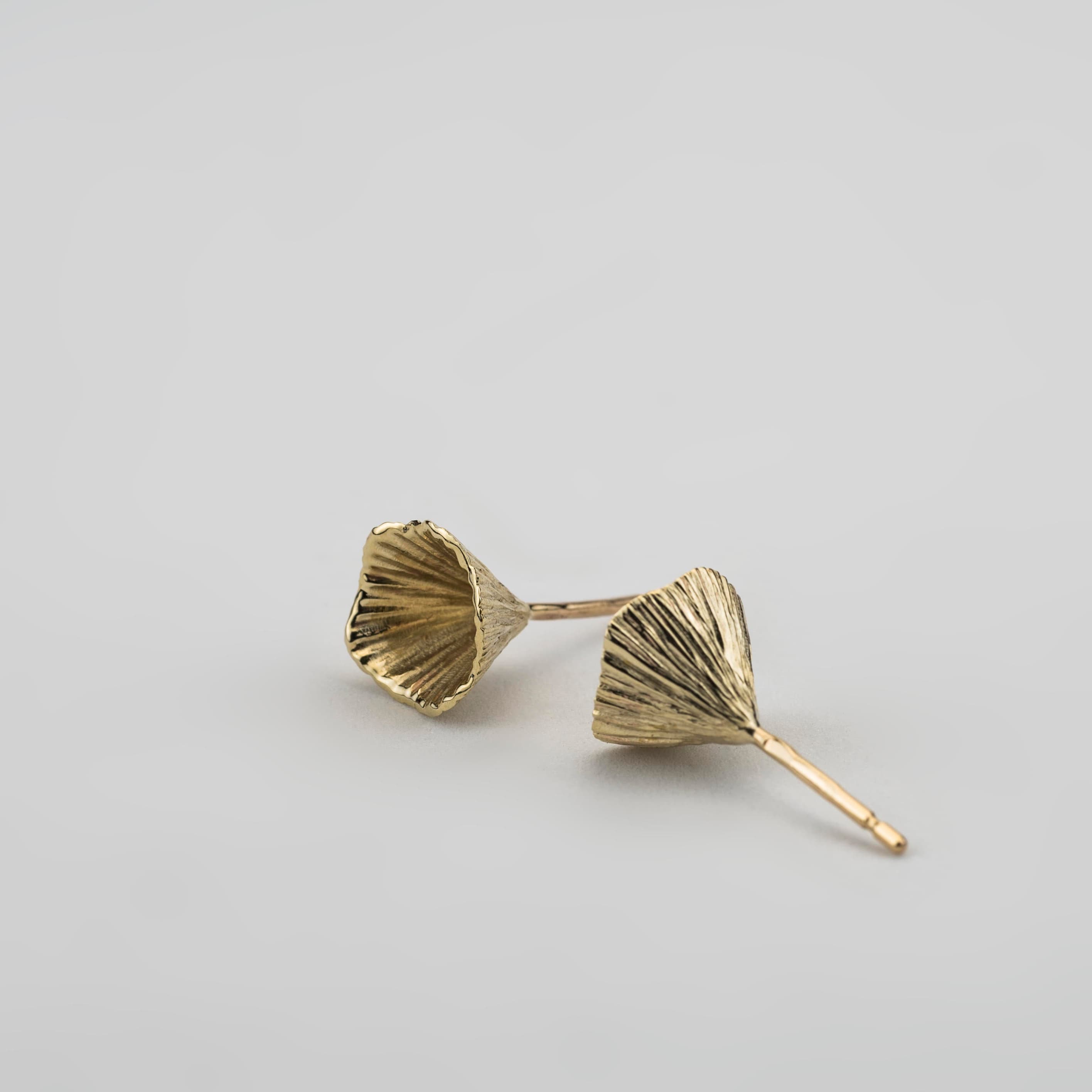 Martina Hamilton Shell Cone | 9ct Solid Gold Stud Earrings Small