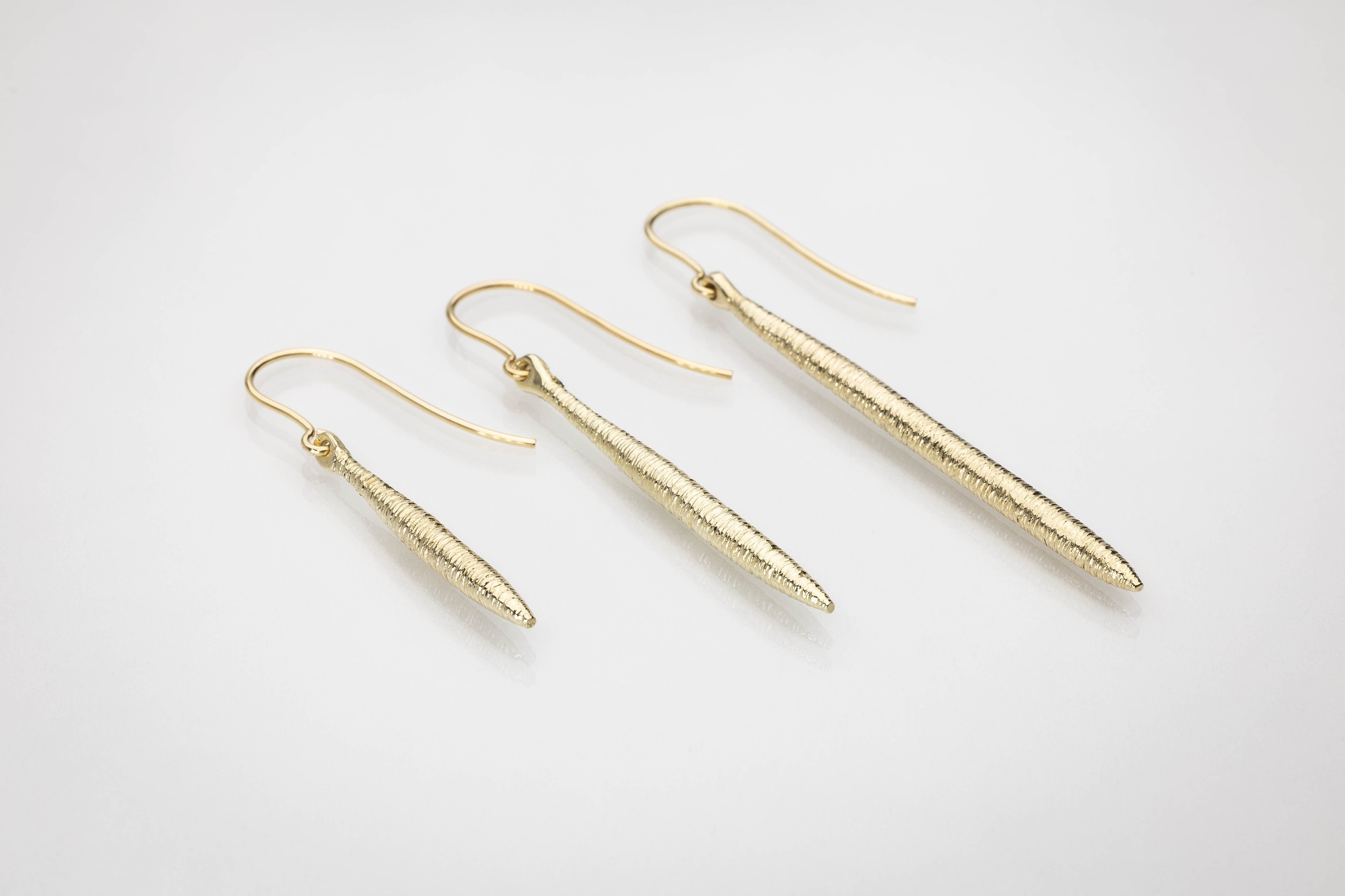 Martina Hamilton Síoda | 9ct Solid Gold Drop Earrings Medium