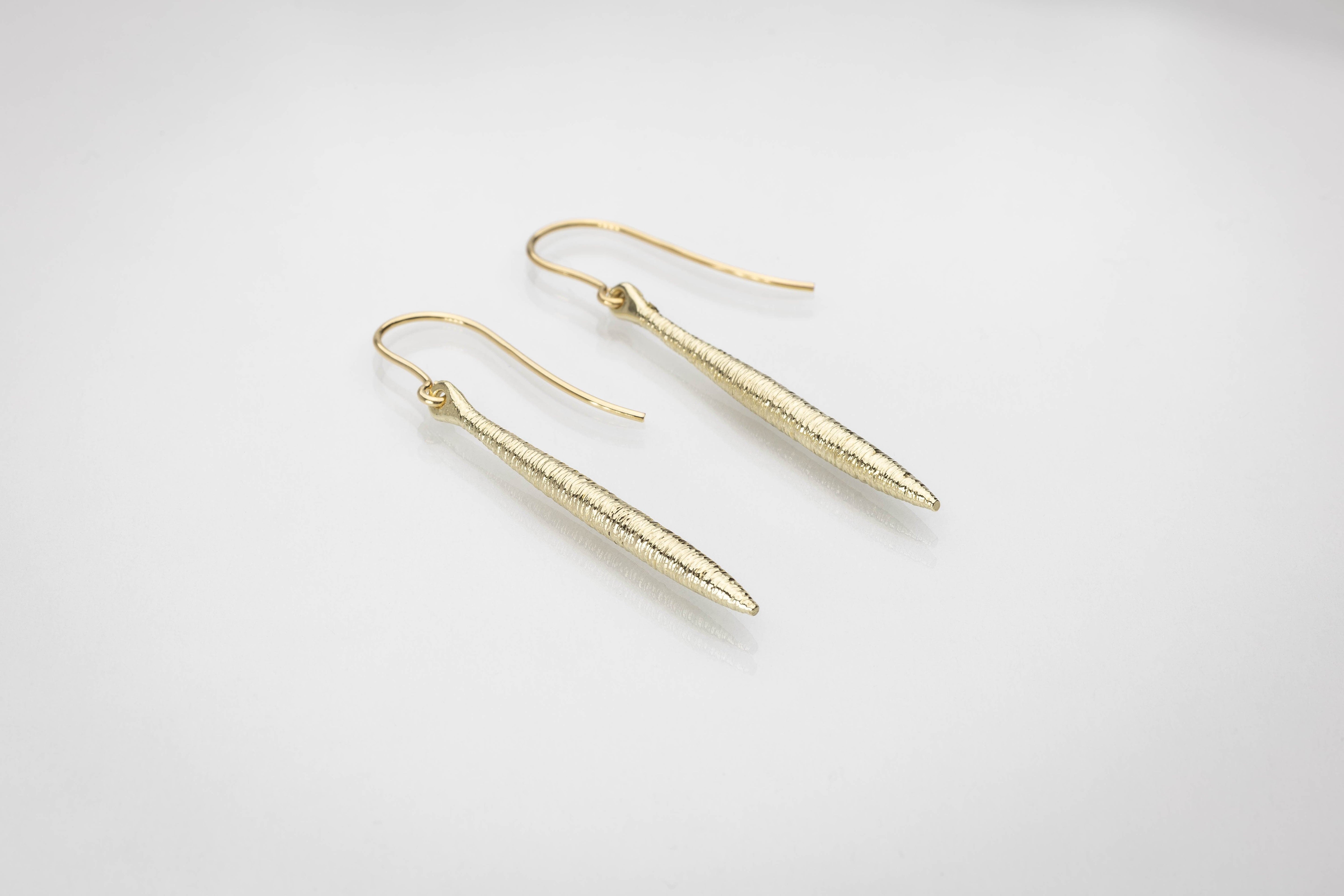 Martina Hamilton Síoda | 9ct Solid Gold Drop Earrings Medium