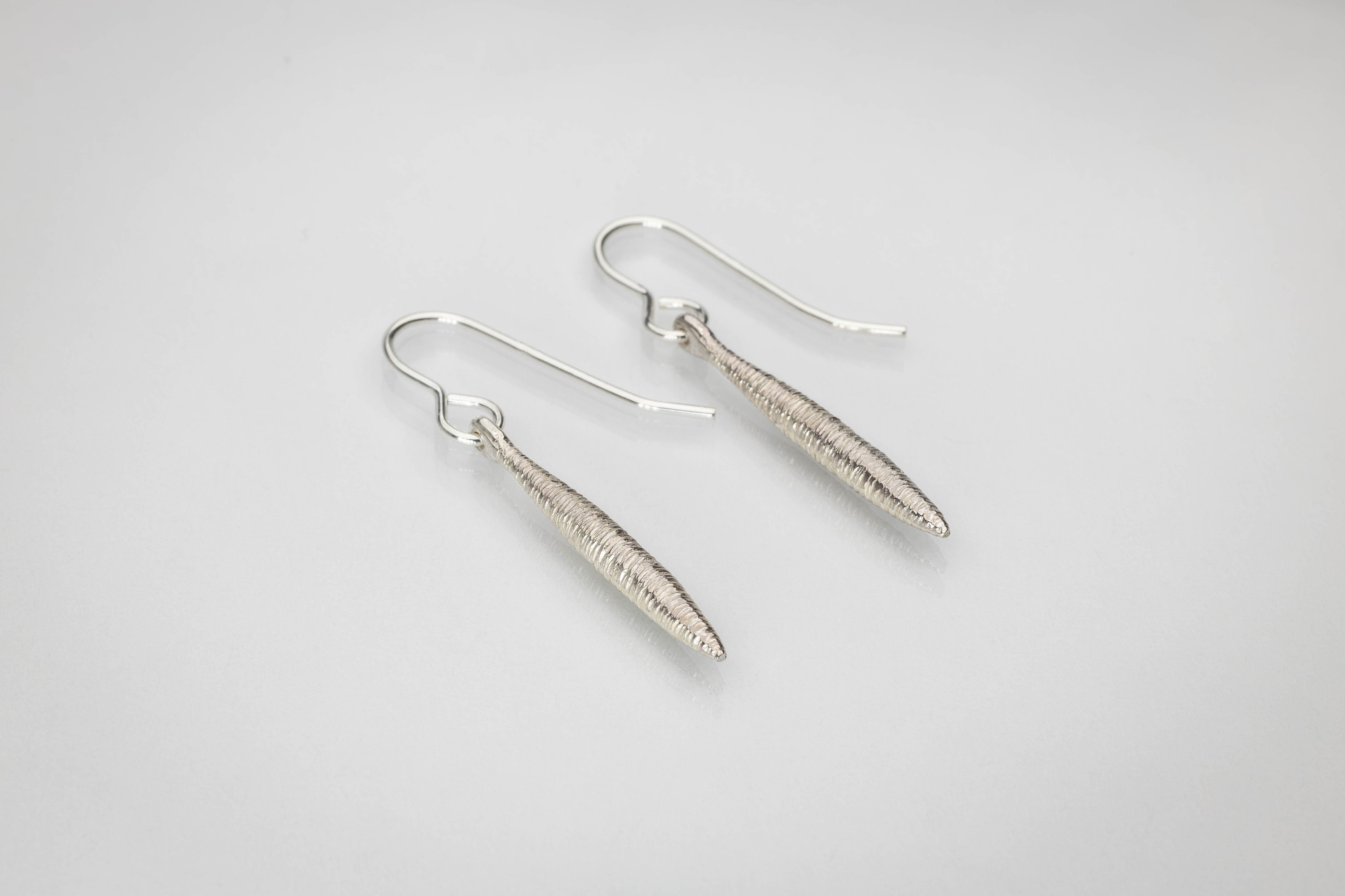 Martina Hamilton Síoda | Sterling Silver Drop Earrings Small