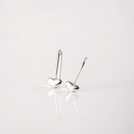 Martina Hamilton Ériu | Heart Silver Drop Earring Short