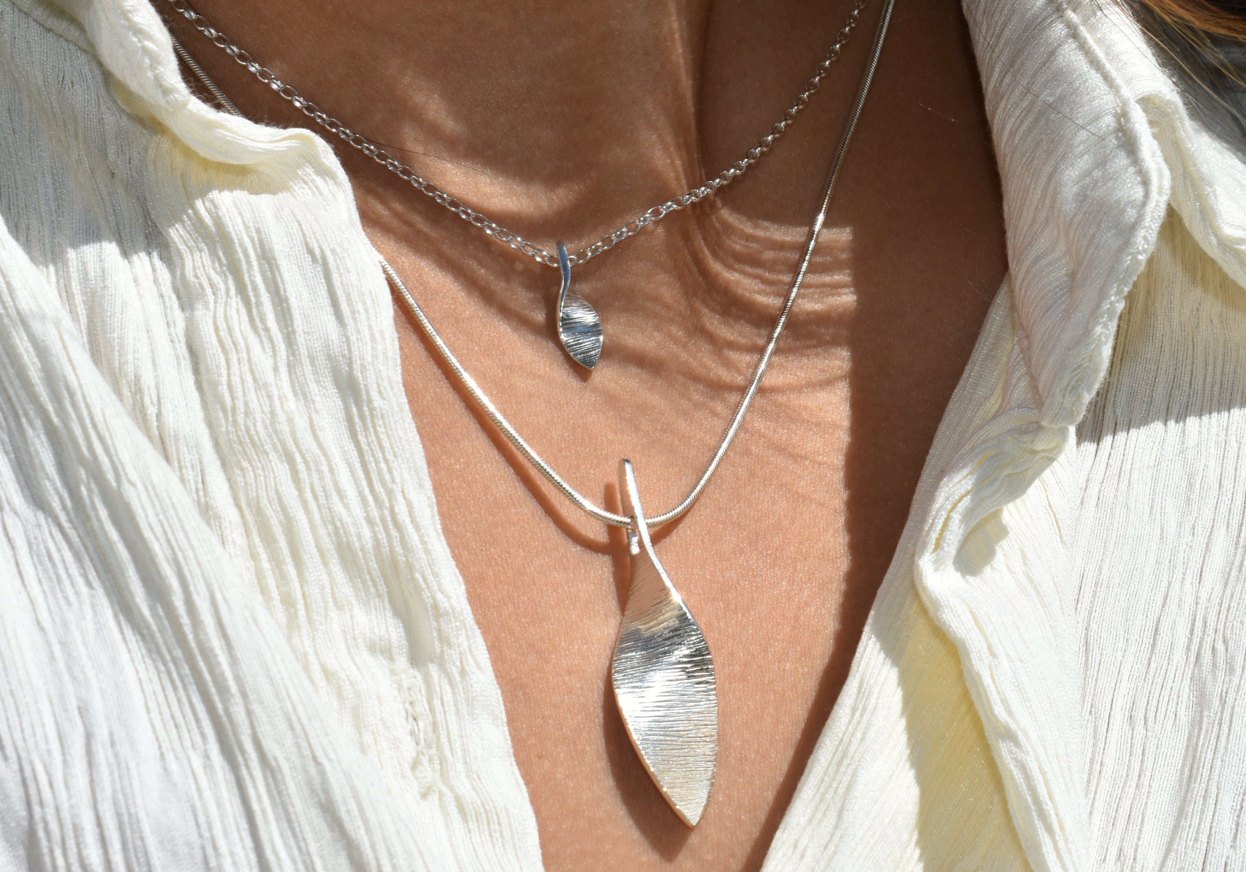 Martina Hamilton Bean Rí | Sterling Silver Pendant Large