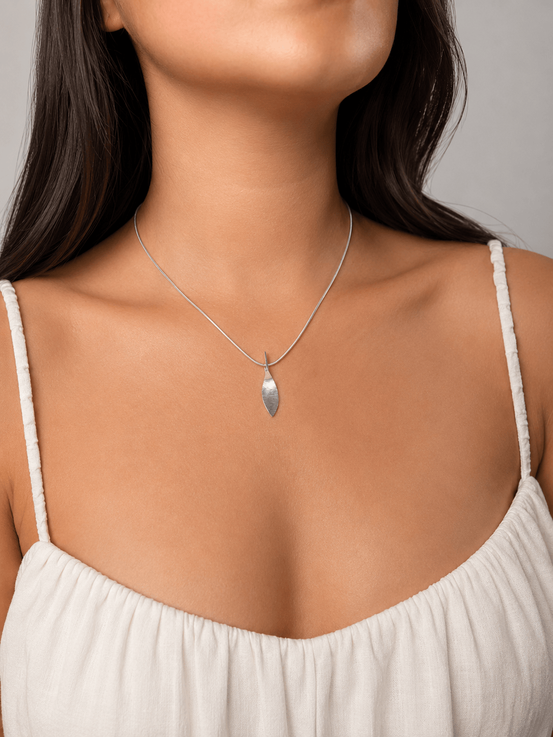 Martina Hamilton Bean Rí | Sterling Silver Pendant Medium