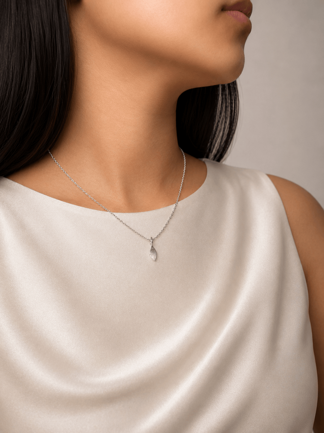 Martina Hamilton Bean Rí | Sterling Silver Pendant Petite