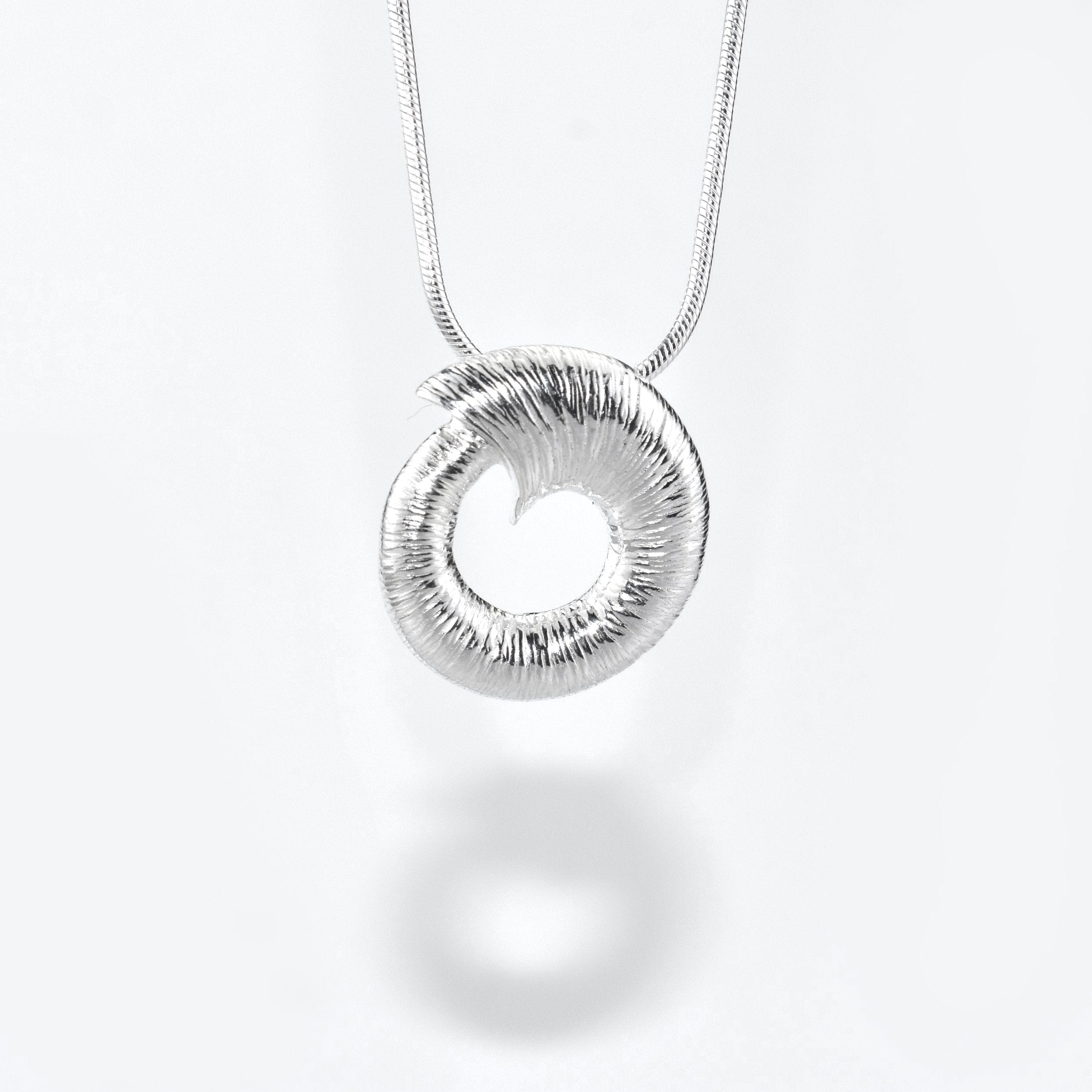 Martina Hamilton Croí Sliogán | Sterling Silver Pendant Large