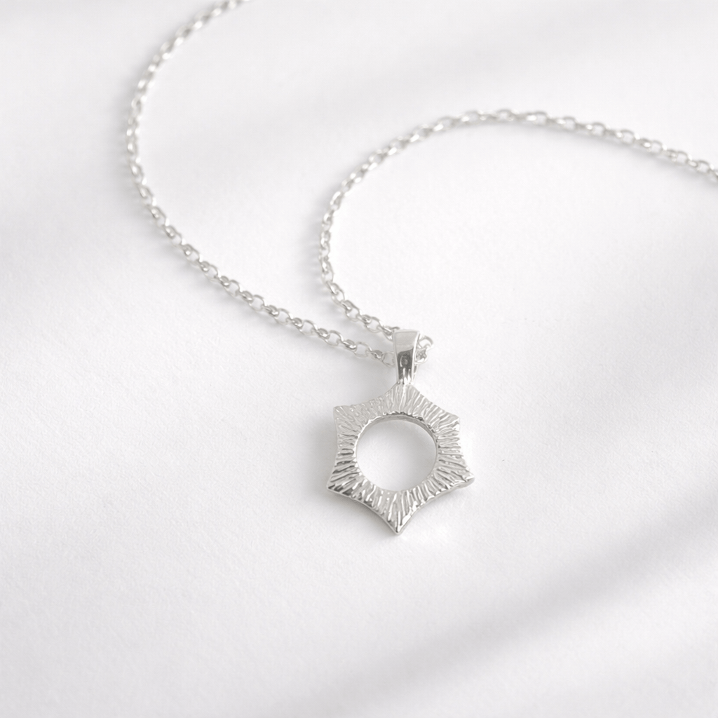 Martina Hamilton Ériu | Sterling Silver Pendant Small