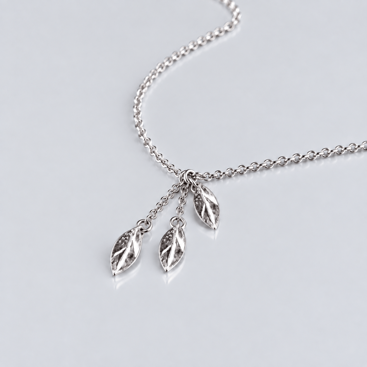 Martina Hamilton Fiadh | Silver Cluster Pendant Small
