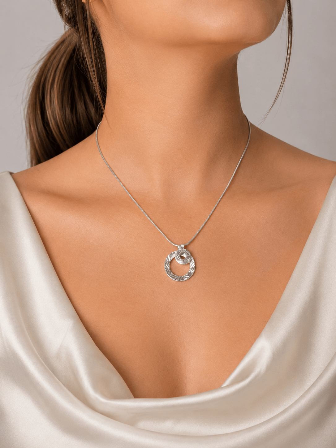 Martina Hamilton Heaven | Sterling Silver Double Circle Pendant Small